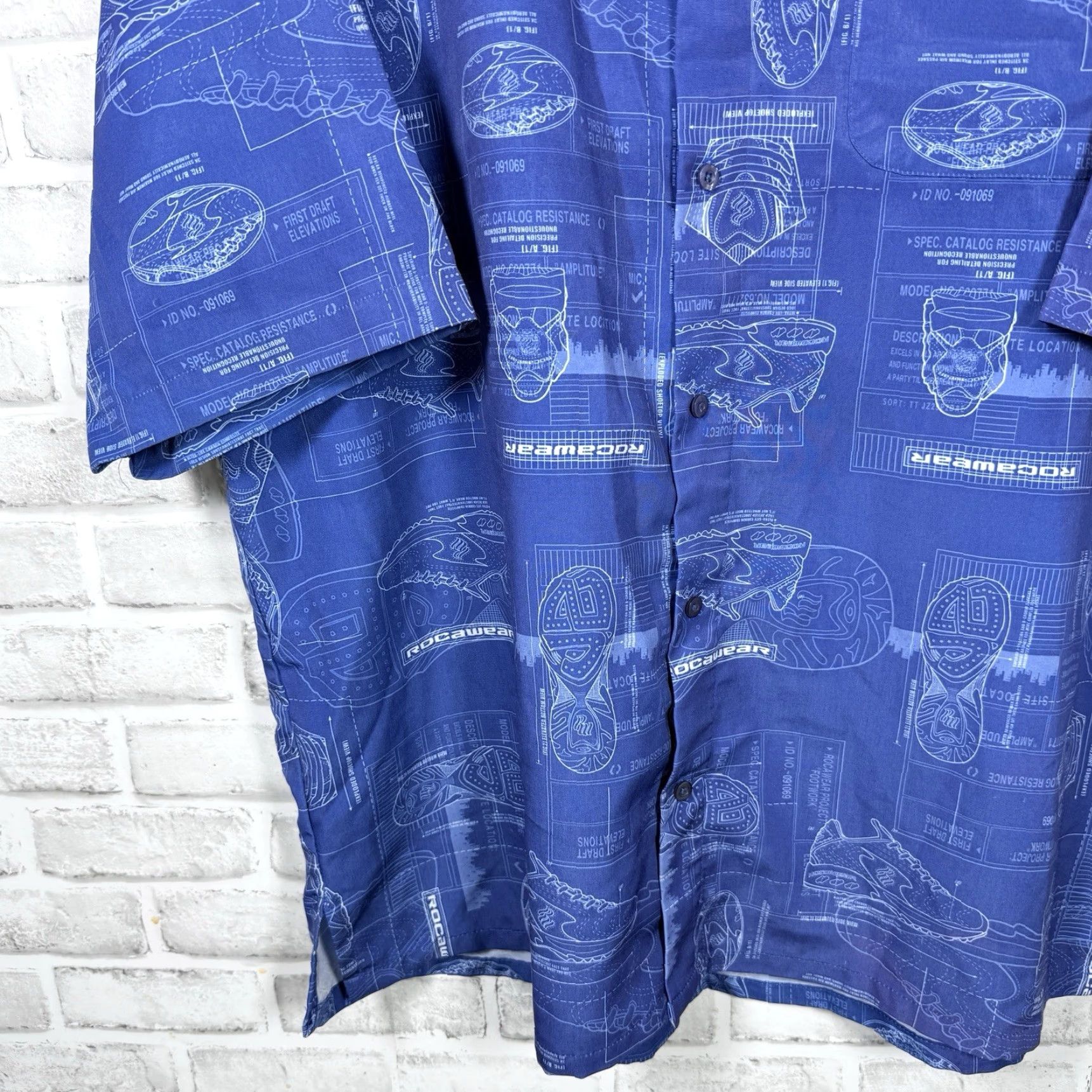 Rocawear VINTAGE Rocawear Shirt Blue 100% Polyester Hawaiian Style Sneaker Print Button-Up Mens XL Size US XL / EU 56 / 4 - 3 Thumbnail