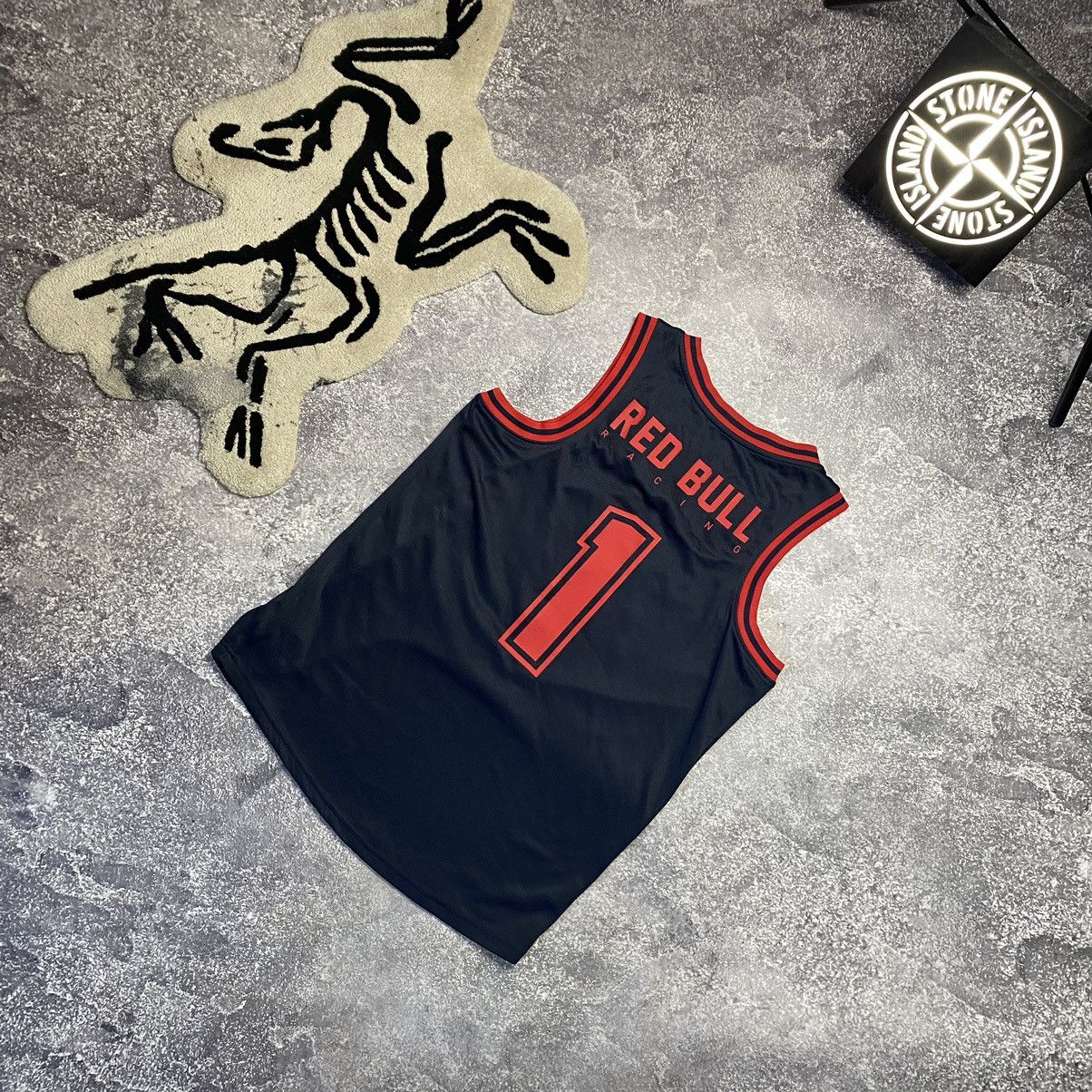 Red Bull Men’s Red Bull Racing Big Logo basketball Sleeveless Size US S / EU 44-46 / 1 - 4 Thumbnail