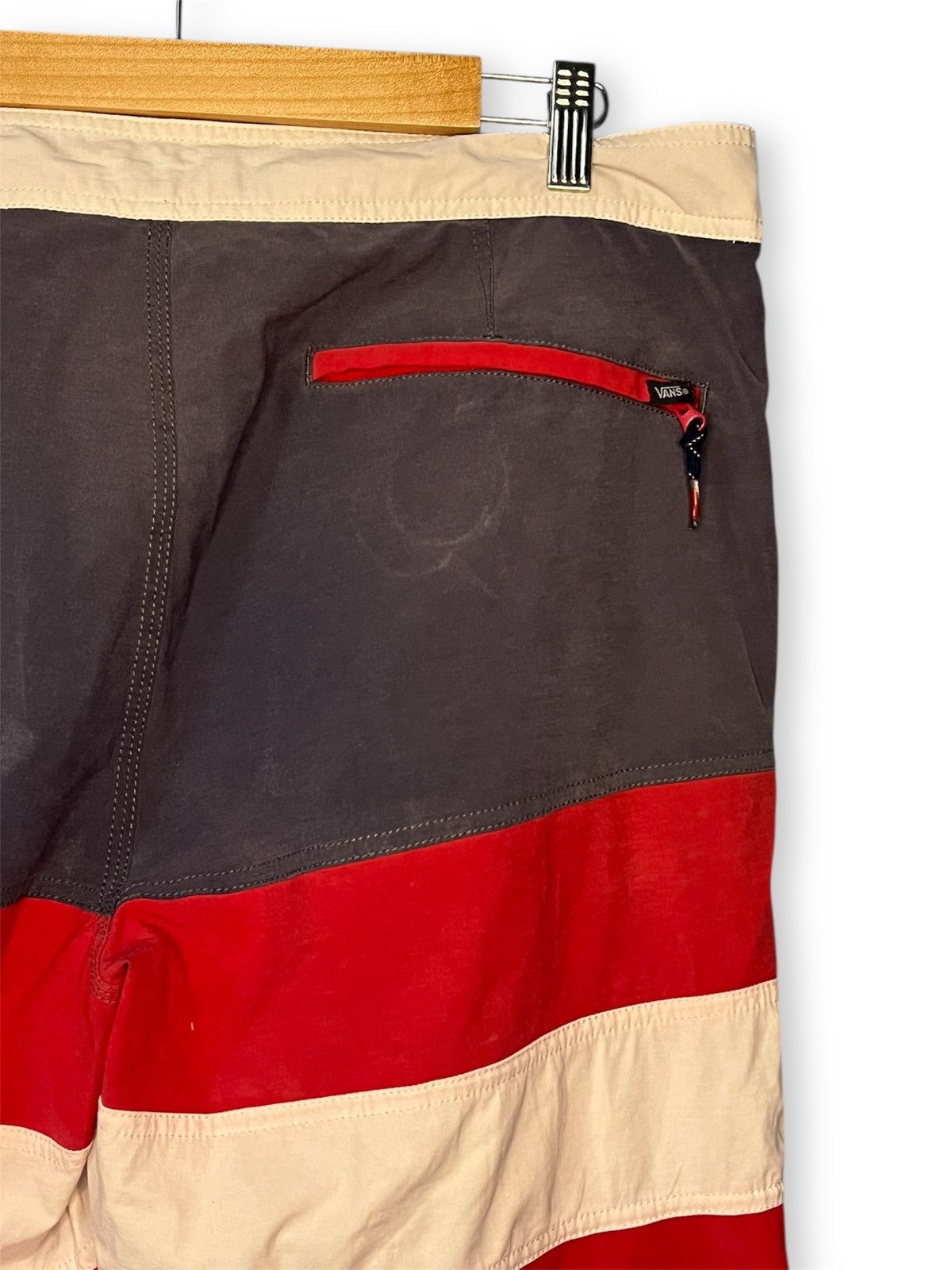 Vans Vans Era Panel board shorts Red,White,Dark Grey Block Size US 34 / EU 50 - 5 Thumbnail