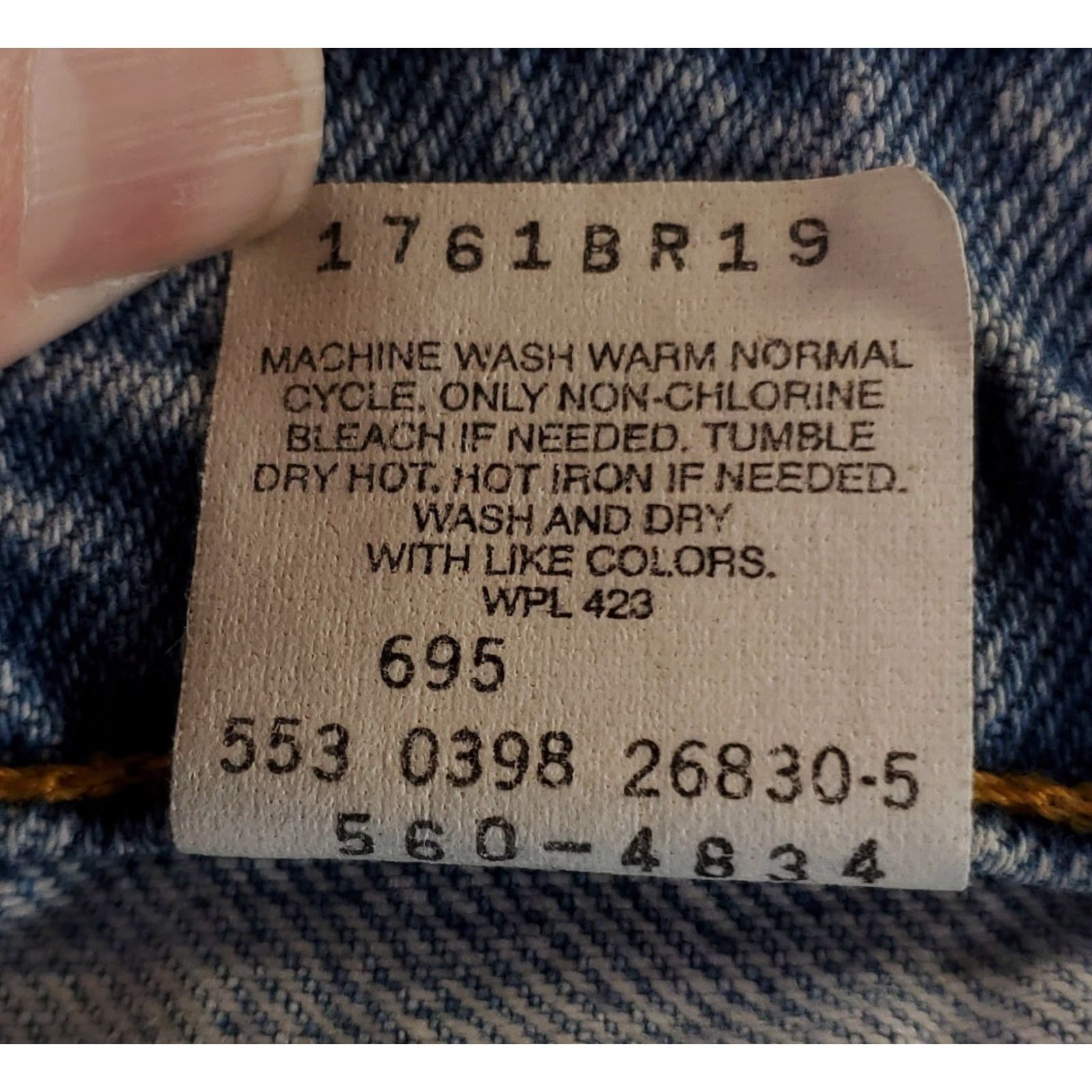 Levi's VINTAGE Levi's 560 Jeans Mens 33x34.5 Inseam 35 Blue Wide-Leg 90s VTG 90s 560 Model Levi's 560 Shoes? Size US 33 - 2 Thumbnail