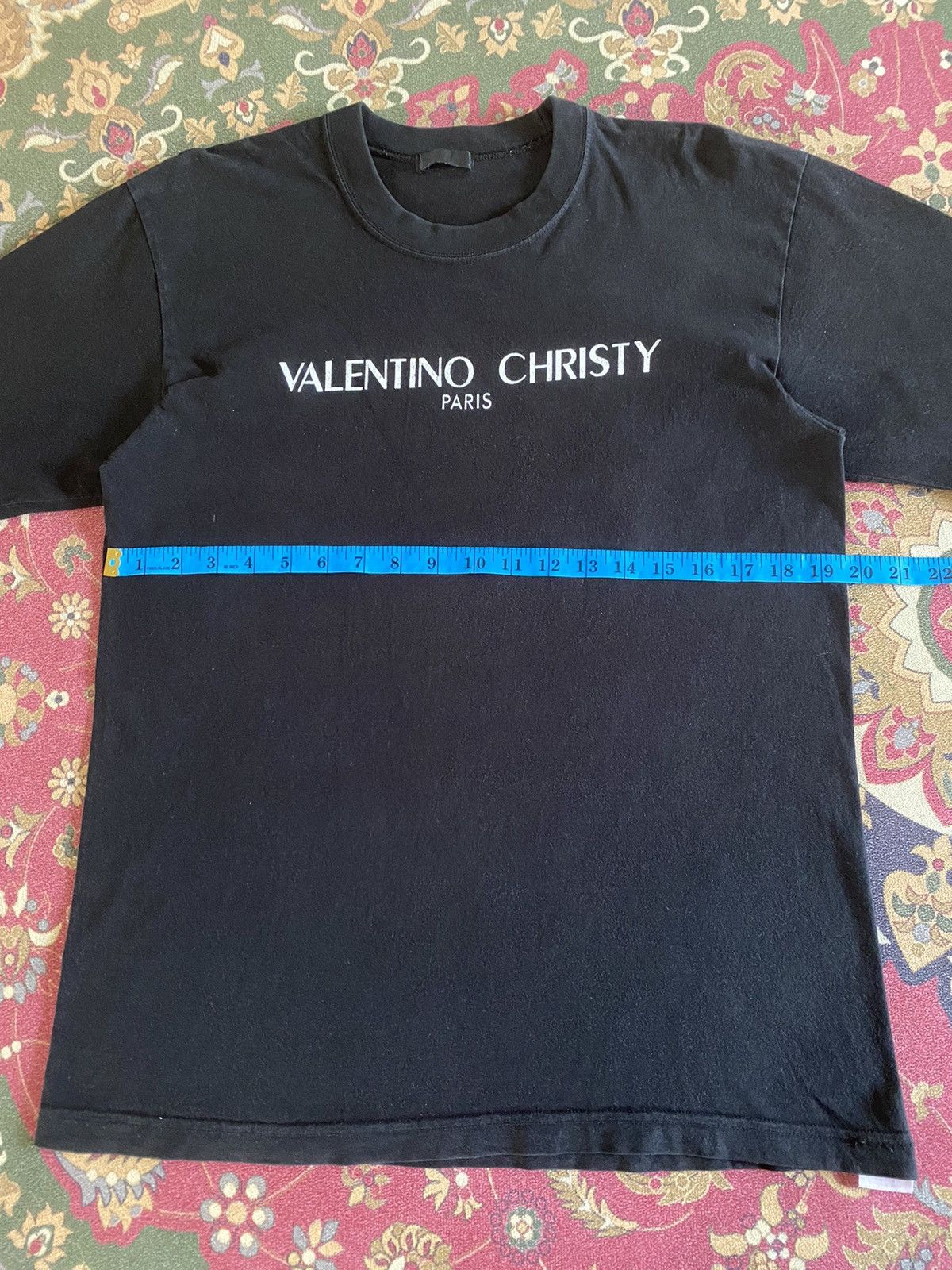 Valentino Valentino Christy Paris Spell Out Tee Size US M / EU 48-50 / 2 - 7 Thumbnail