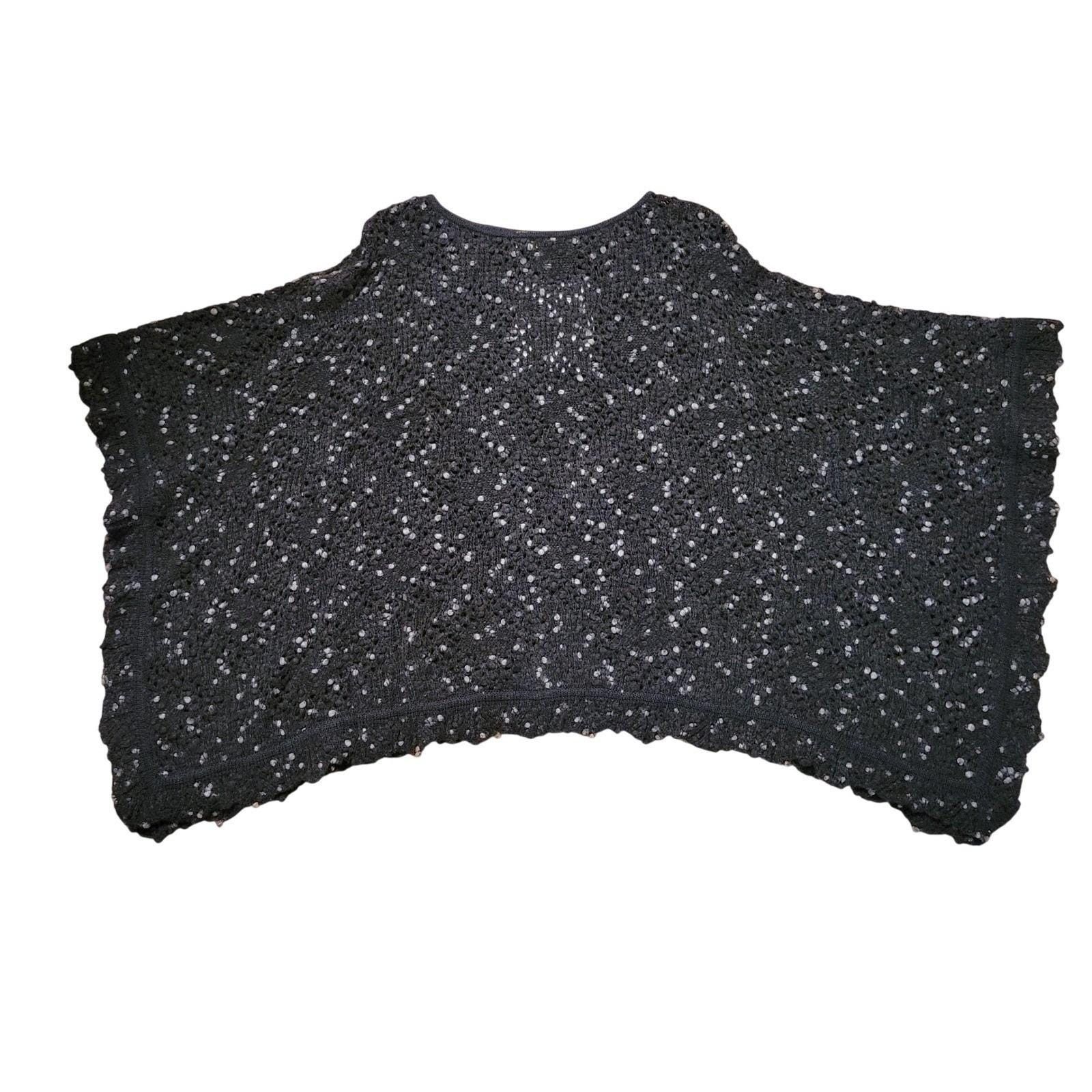St. John St John Gray Wool Knit Scalloped Poncho Cape S Marled Size S / US 4 / IT 40 - 2 Thumbnail