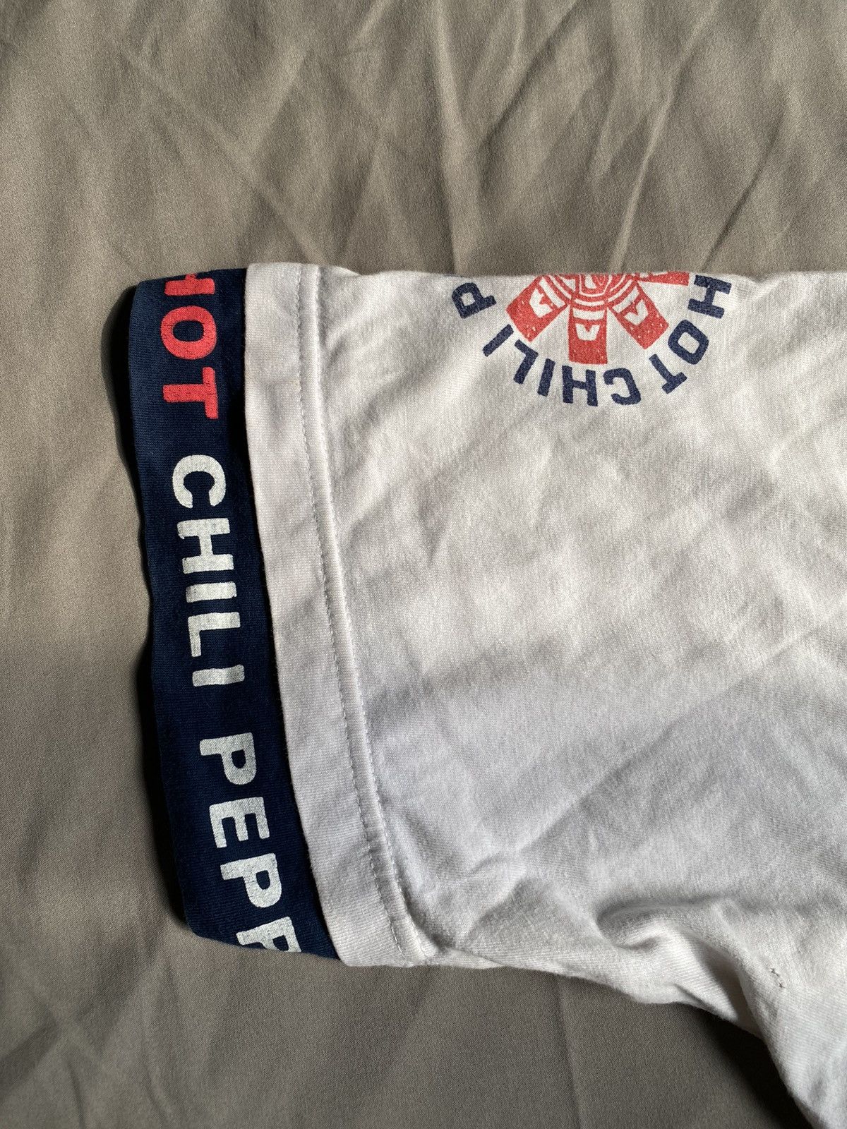 Band Tees × Vintage RARE Red Hot Chili Peppers Tshirt Bootleg 90s Size US XL / EU 56 / 4 - 7 Thumbnail
