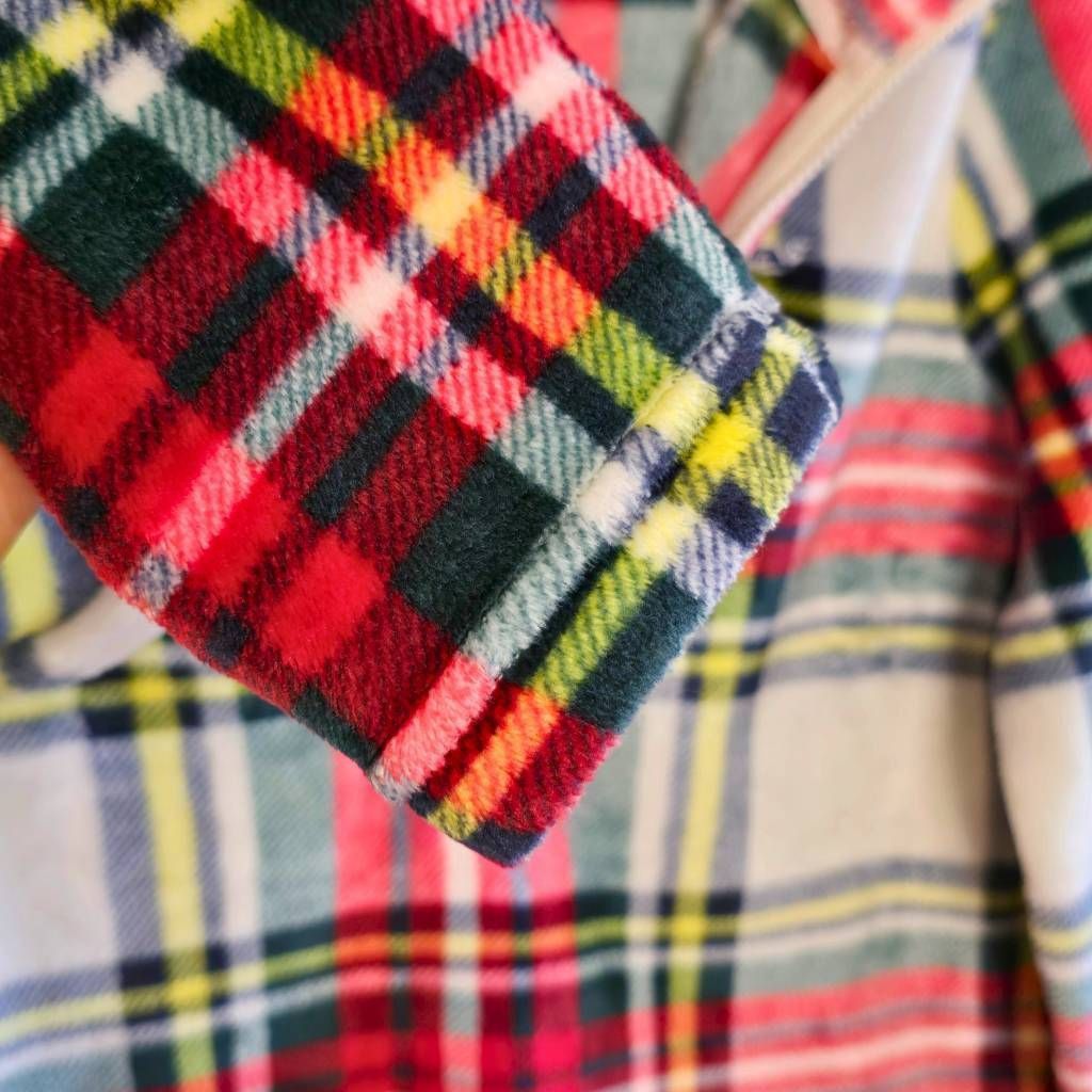 Vineyard Vines Vineyard Vines Women’s Plaid 1/4 Zip Fleece Pullover Size M Soft Lightweight Size M / US 6-8 / IT 42-44 - 12 Thumbnail