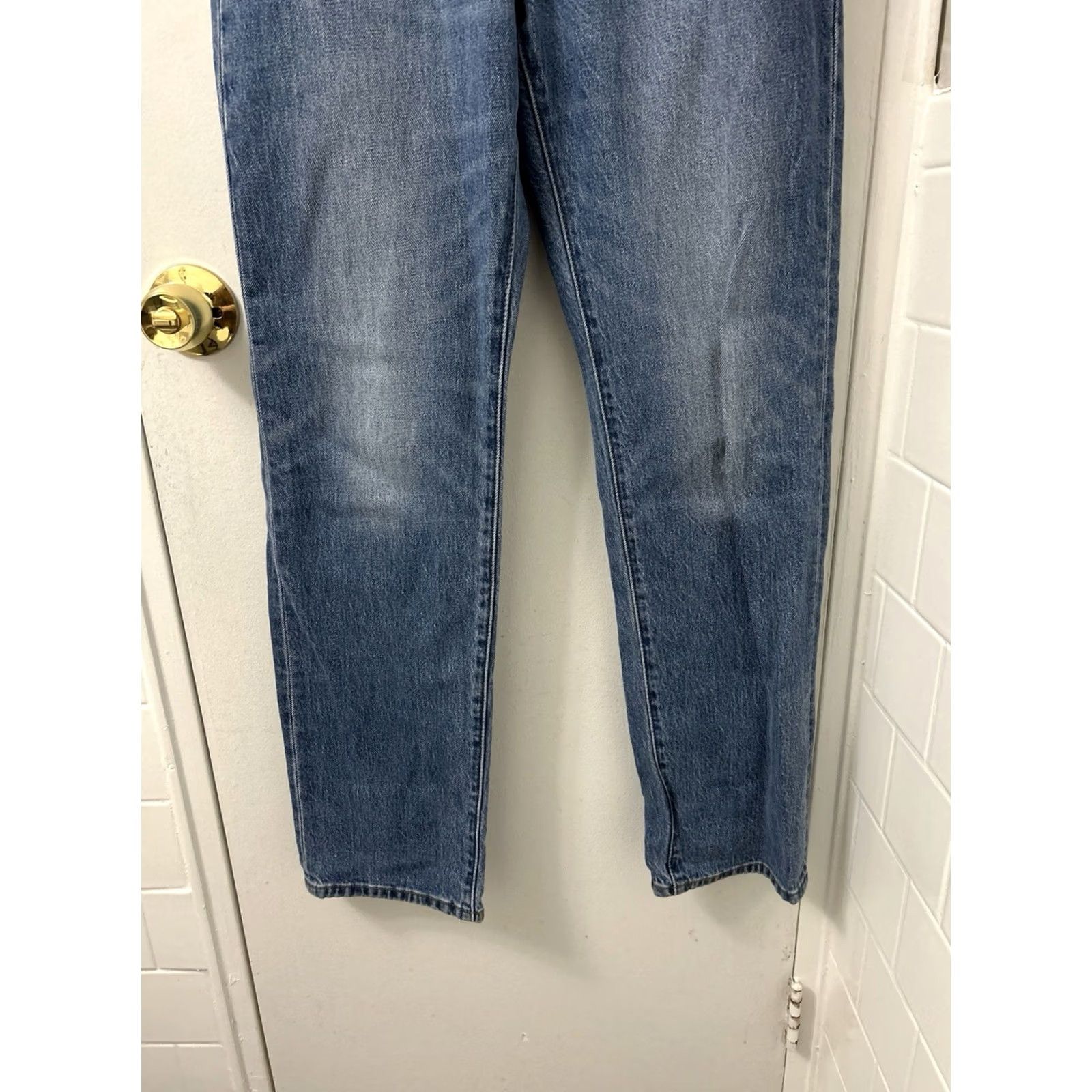 Vintage Levi Strauss 501 Curve Jeans Womens 27x32 Blue Wash High Rise Straight Leg Slim Regular 5-Pocket Denim Button Fly NWT Vintage No N/A Size 27" / US 4 / IT 40 - 3 Thumbnail