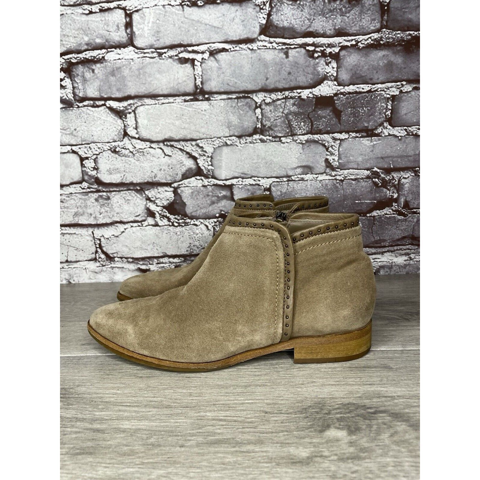 Other ITALEAU Tan Suede Leather Ankle Side Zipper Low Heel Boots W Size US 6.5 / IT 36.5 - 15 Thumbnail