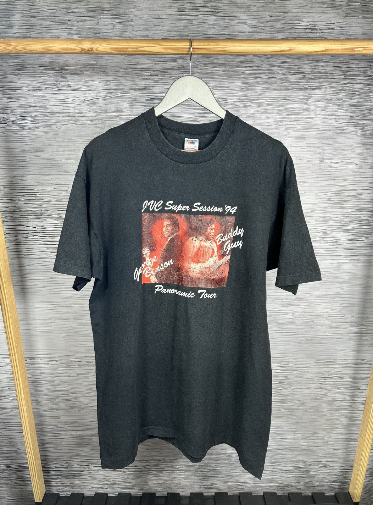 Band Tees Vintage 1994 Buddy Guy George Benson Panoramic Tour T-Shirt Size US XL / EU 56 / 4 - 1 Thumbnail