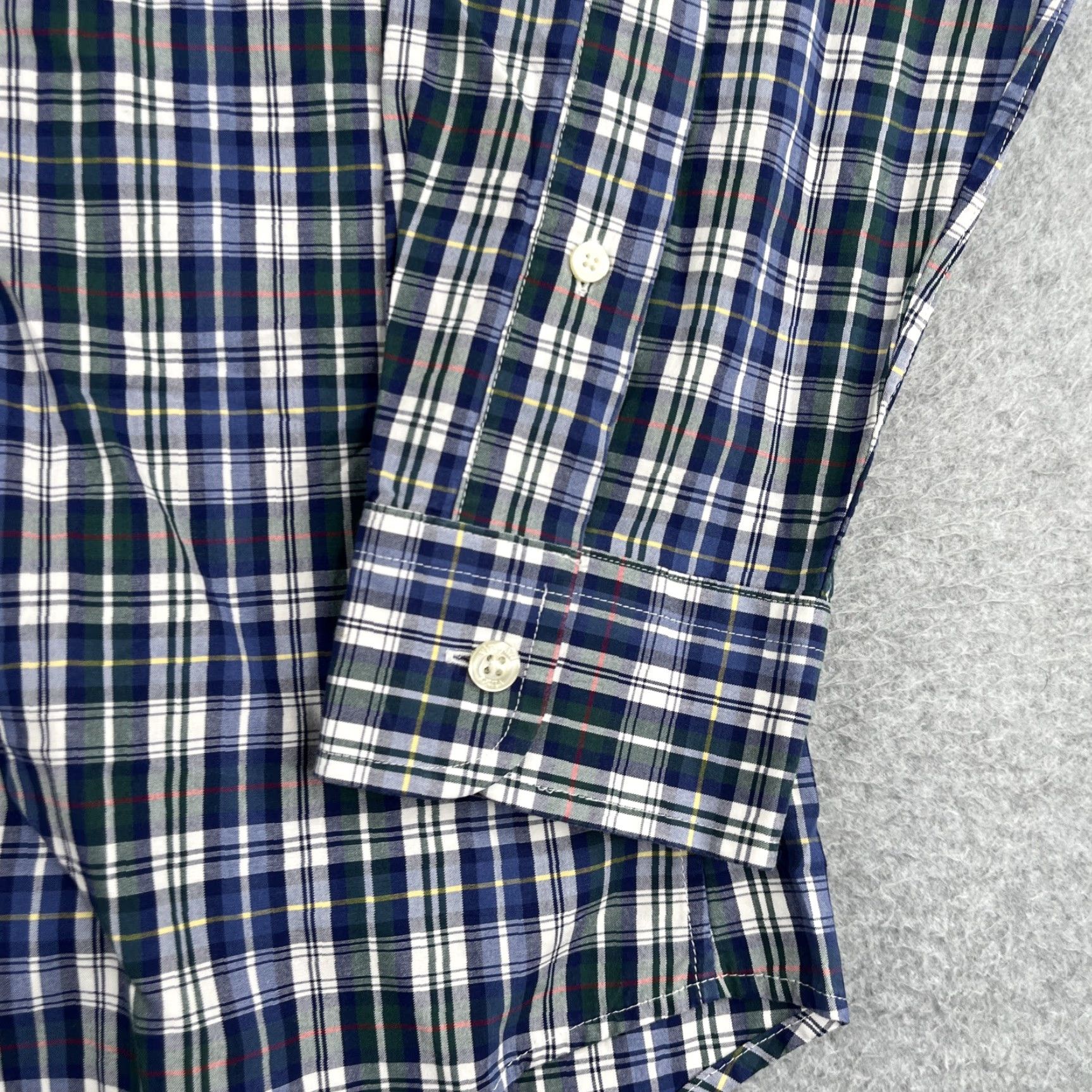 Vineyard Vines Vineyard Vines Tucker Shirt Slim Fit Colorful Plaid Whale Pocket Mens Medium Size US M / EU 48-50 / 2 - 2 Thumbnail