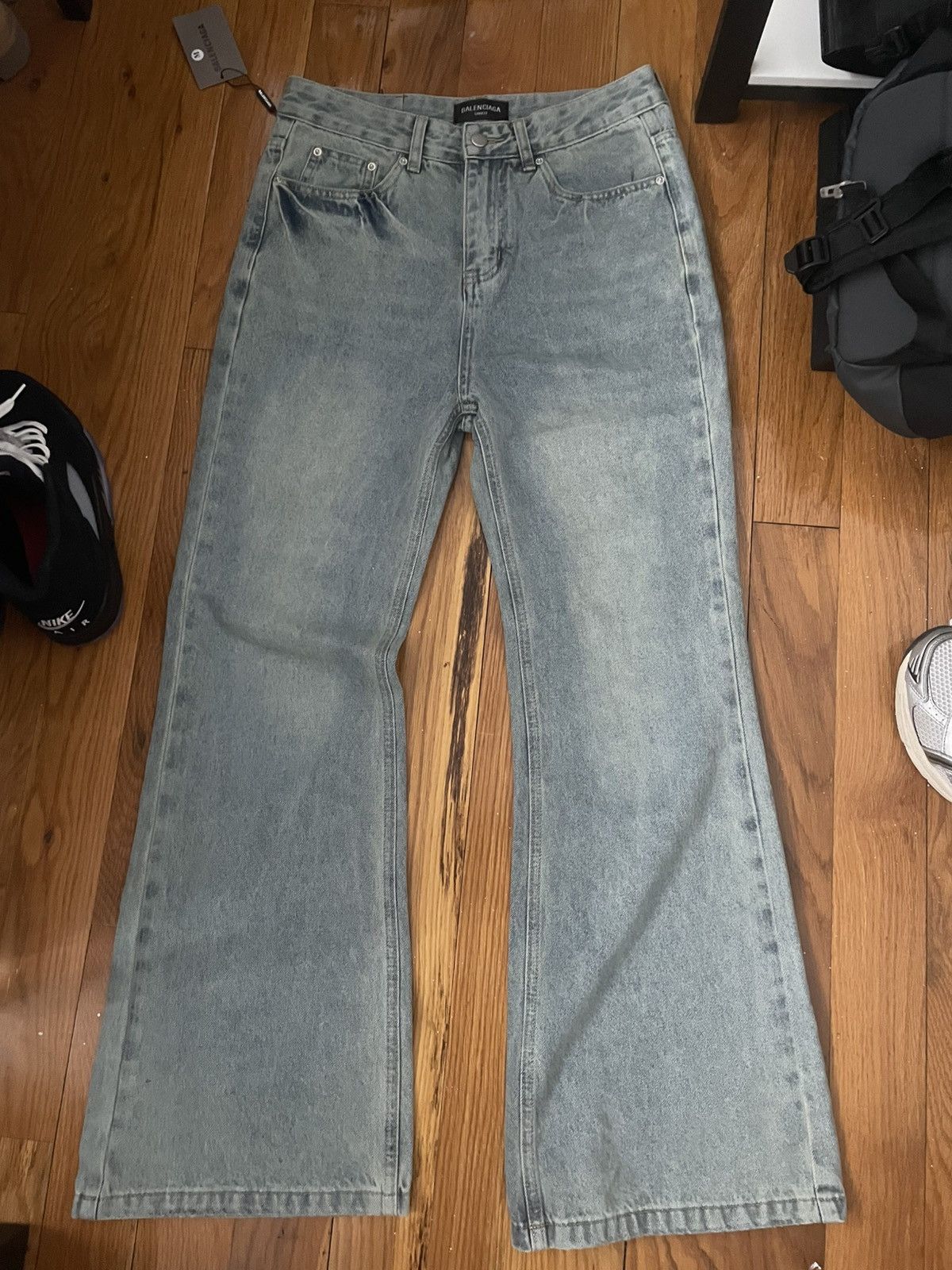 Balenciaga Balenciaga japanese denim cargo pants indigo blue Balenciaga Balenciaga japanese denim cargo pants indigo blue