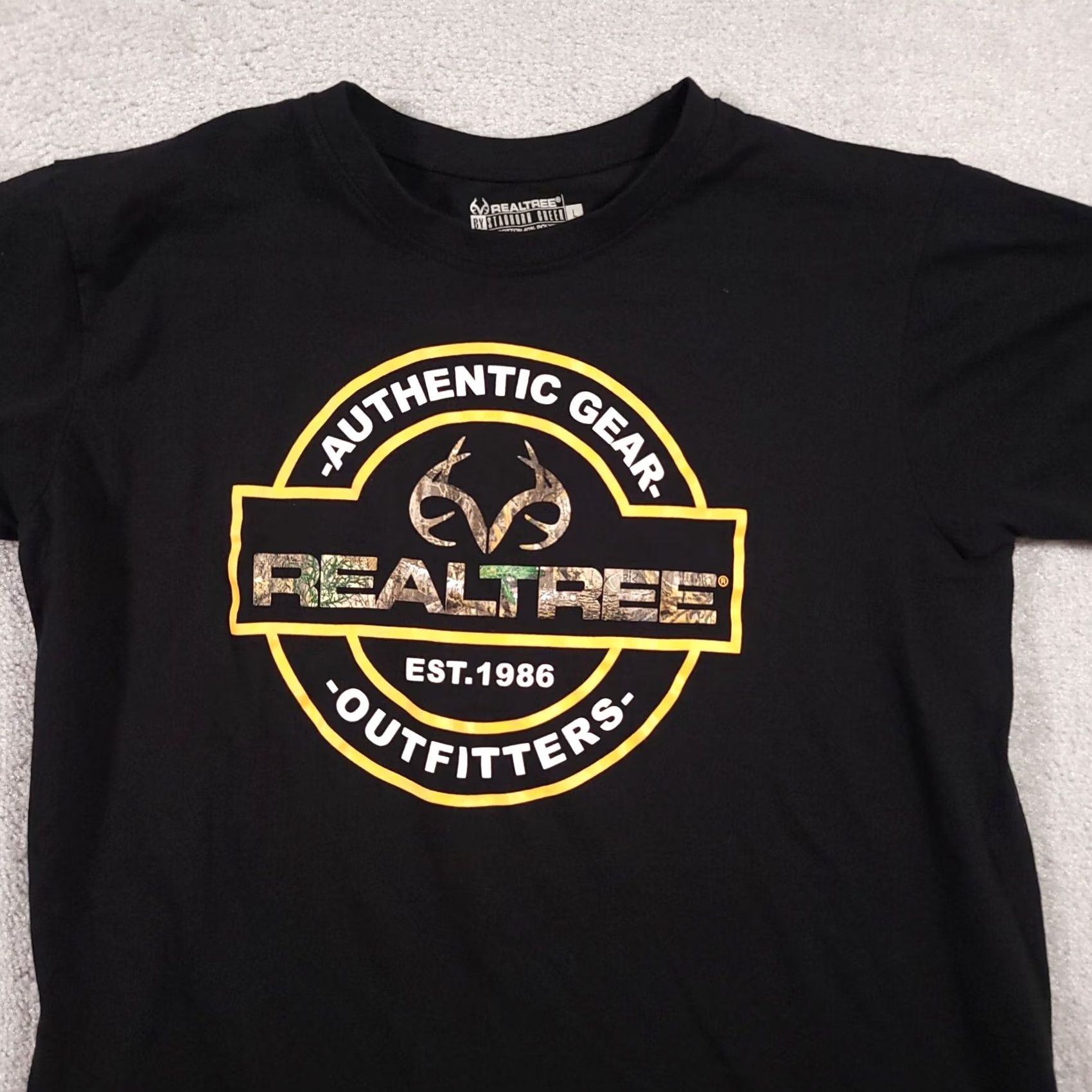 Realtree VINTAGE Realtree by Staghorn Creek Graphic T-Shirt Mens Large Black Logo Shirt Mens L Black Logo Size US L / EU 52-54 / 3 - 3 Thumbnail