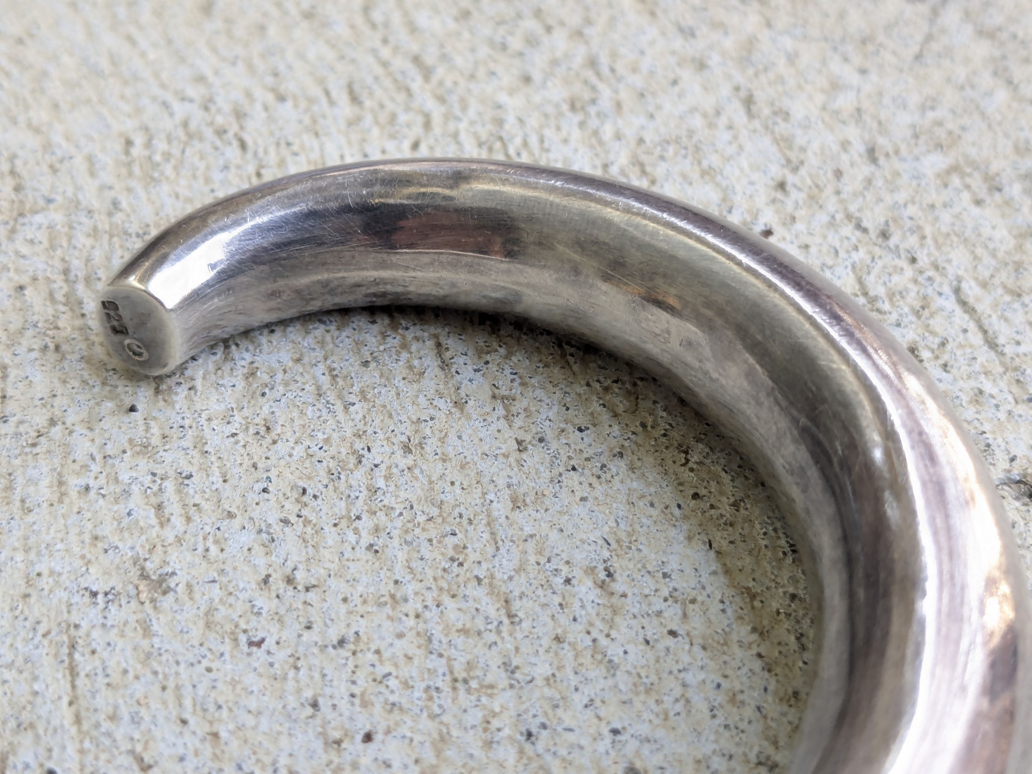 Other Vintage Sterling Silver Bracelet Hollow Puffy 5.25 Modern Size ONE SIZE - 7 Thumbnail