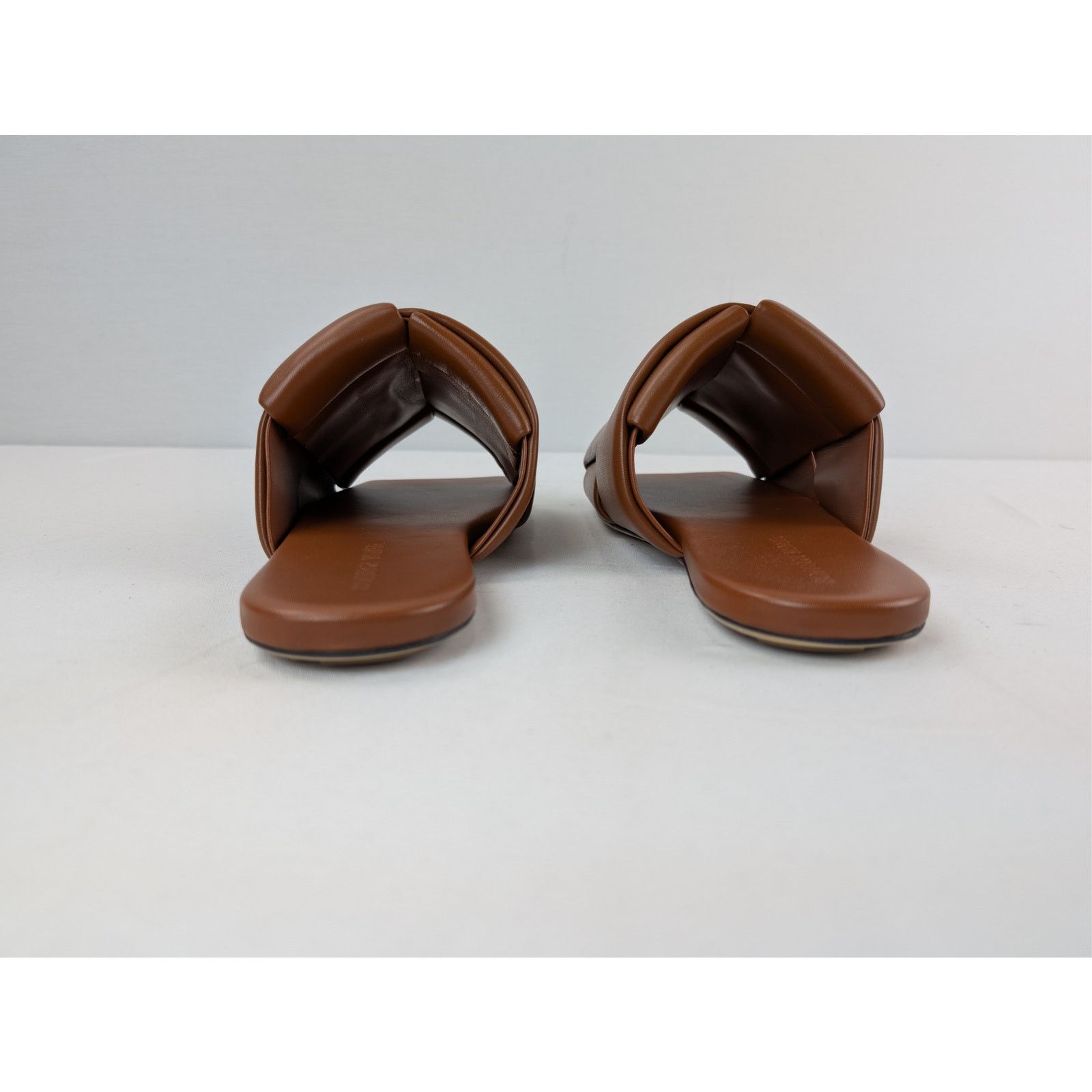 Bottega Veneta o1rshd1 Lagoon Nappa Leather Patch Sandal Slipper in Caramel Size US 9 / EU 42 - 11 Thumbnail