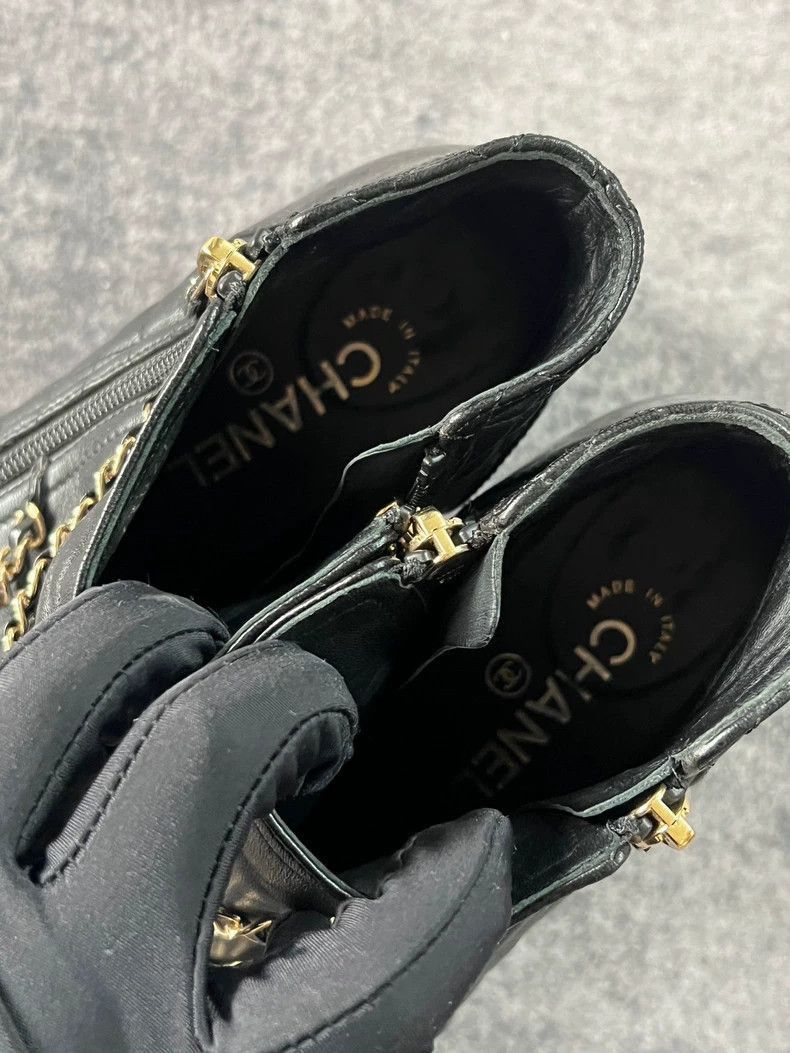 Chanel Chanel Black Gold Chain Ankle Boots Size US 7.5 / EU 40-41 - 5 Thumbnail