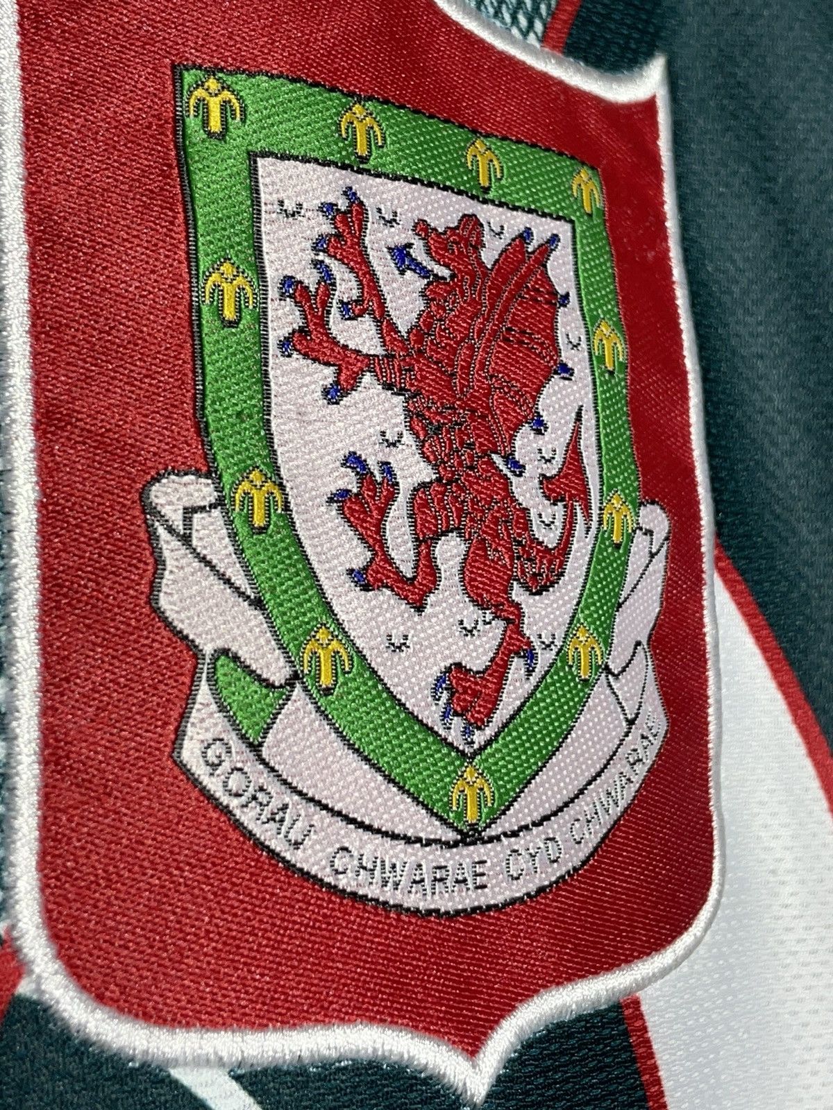 Umbro × Vintage National Team Wales Umbro 1994 Away Vintage Football Shirt Size US M / EU 48-50 / 2 - 5 Thumbnail
