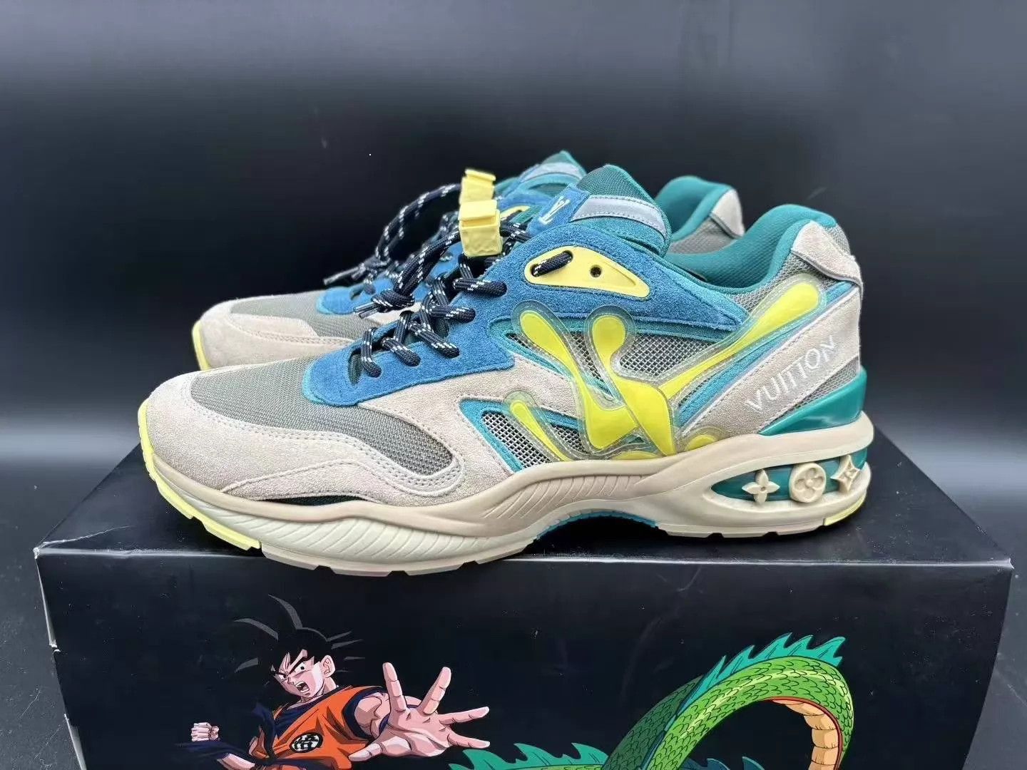 Louis Vuitton Multi-Color Low-Top Sneakers Size 9.5 Size US 9.5 / EU 42-43 - 1 Thumbnail