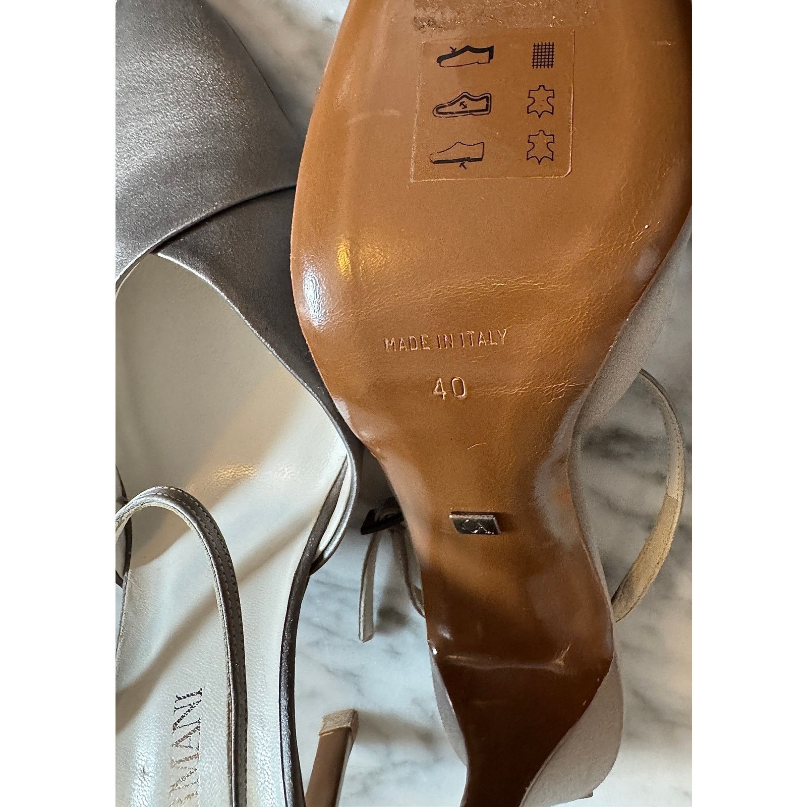 Giorgio Armani Giorgio Armani Liquid Suede court Heels Size US 8.5 / IT 38.5 - 3 Thumbnail