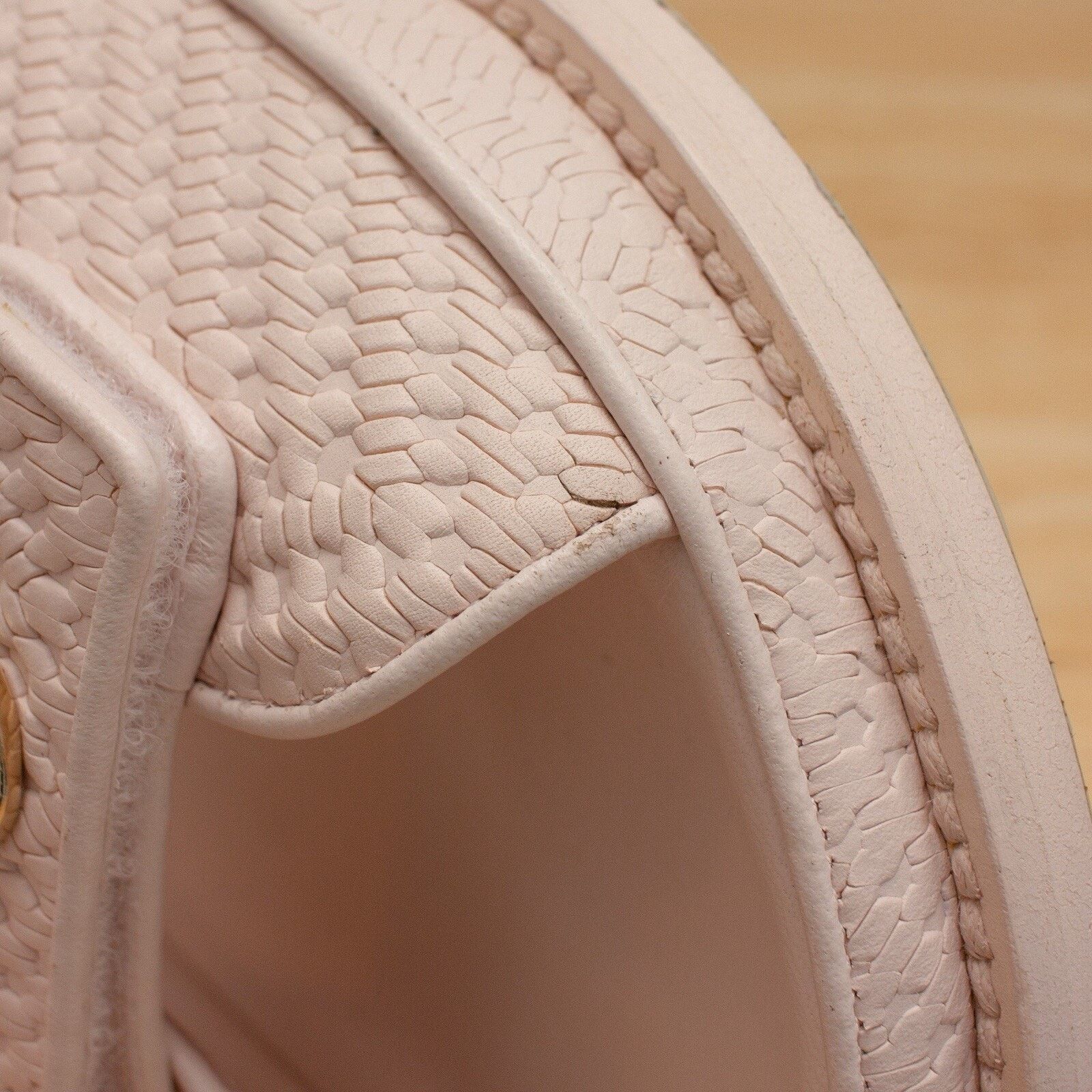 Chanel 1950$ CHANEL 2022 Calfskin Dad Medallion Sandals Pink 38 1/2 Size US 8.5 / IT 38.5 - 18 Thumbnail