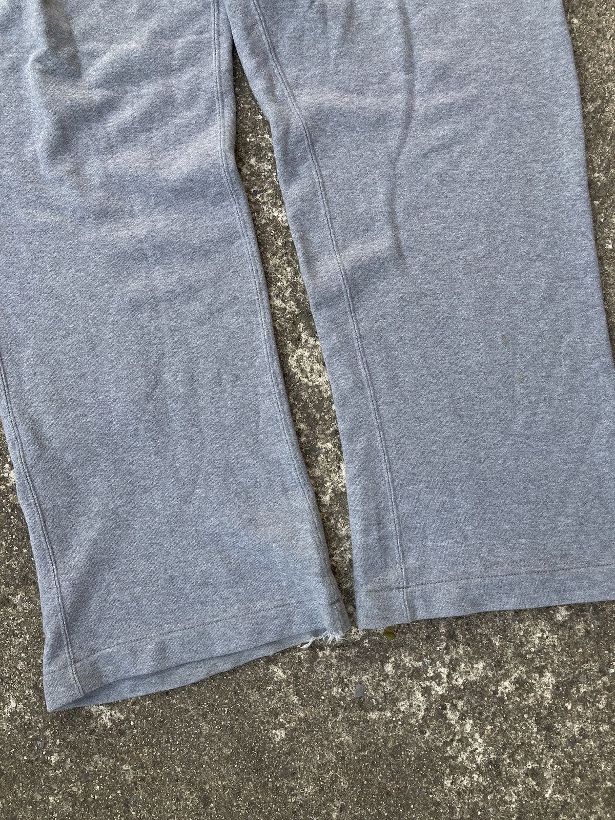 Nike × Vintage Nike baggy wide leg sweatpants balenciaga style Size US 38 / EU 54 - 6 Thumbnail