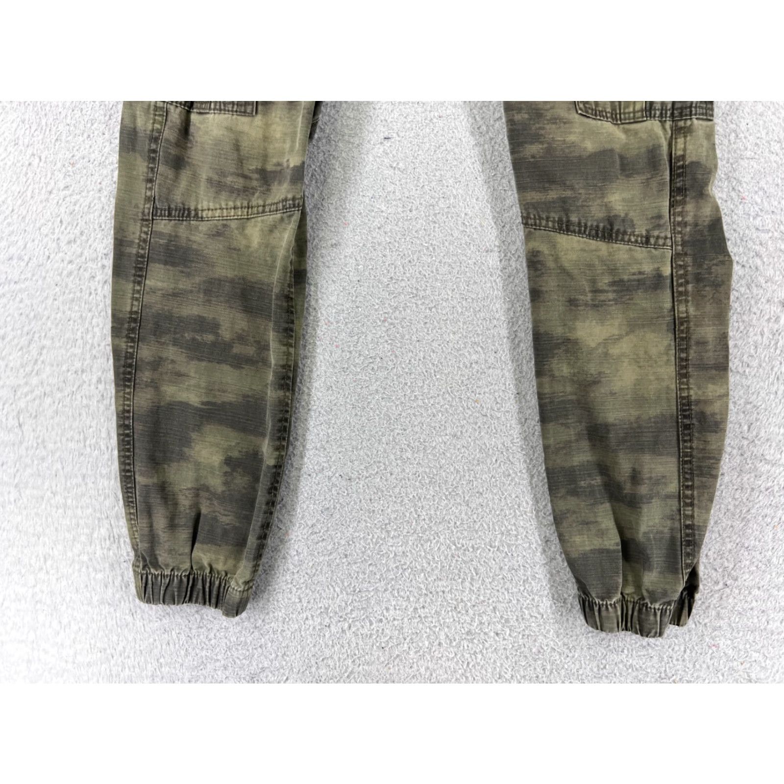 Cotton On Cotton On Jeans Womens Camouflage Green 28 Denim 5-Pocket Tapered High Rise Cotton Blend Cargo Jogger Size 28" / US 6 / IT 42 - 2 Thumbnail