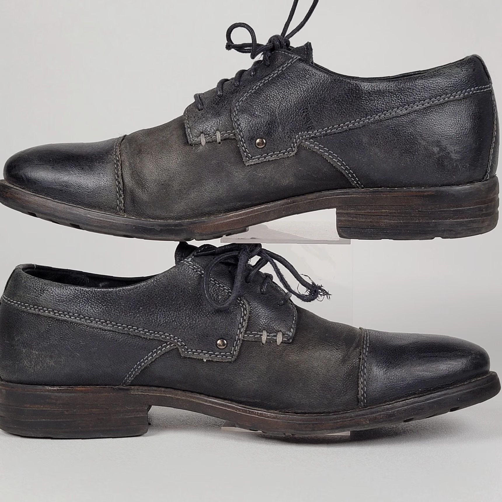 Clarks **Clarks Black Nubuck Cap Toe Oxford 9.5 M** User: **Clarks Black Nubuck Cap Toe Oxford 9.5 M** Size ONE SIZE - 4 Thumbnail
