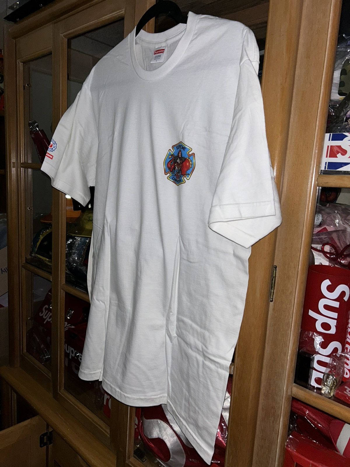 Supreme Supreme FDNY Engine 9 Tee FW22 size Large NEW WITH TAGS Size US L / EU 52-54 / 3 - 3 Thumbnail