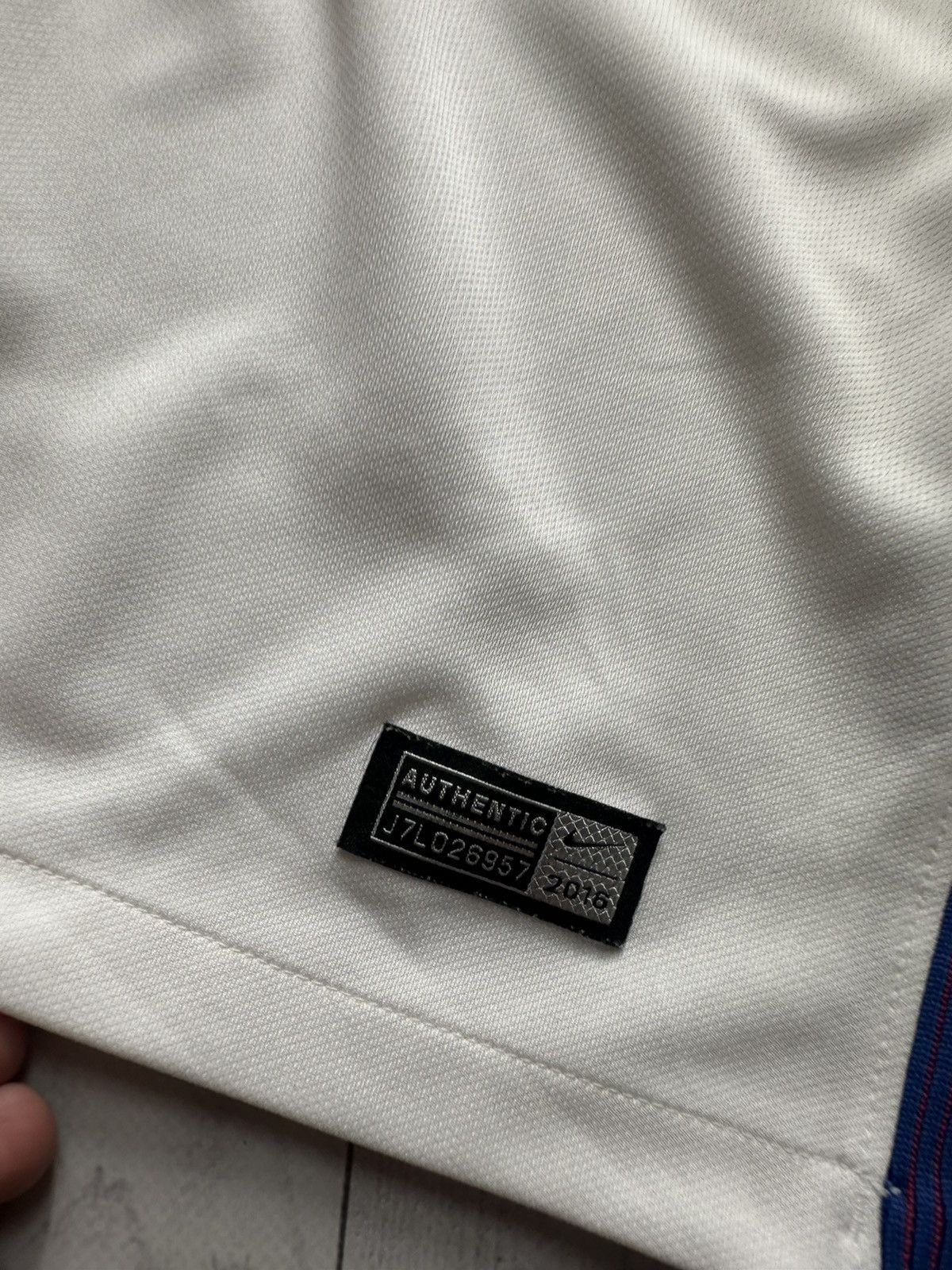 Nike × Vintage Vintage Nike England soccer jersey size XL Size US XL / EU 56 / 4 - 4 Thumbnail