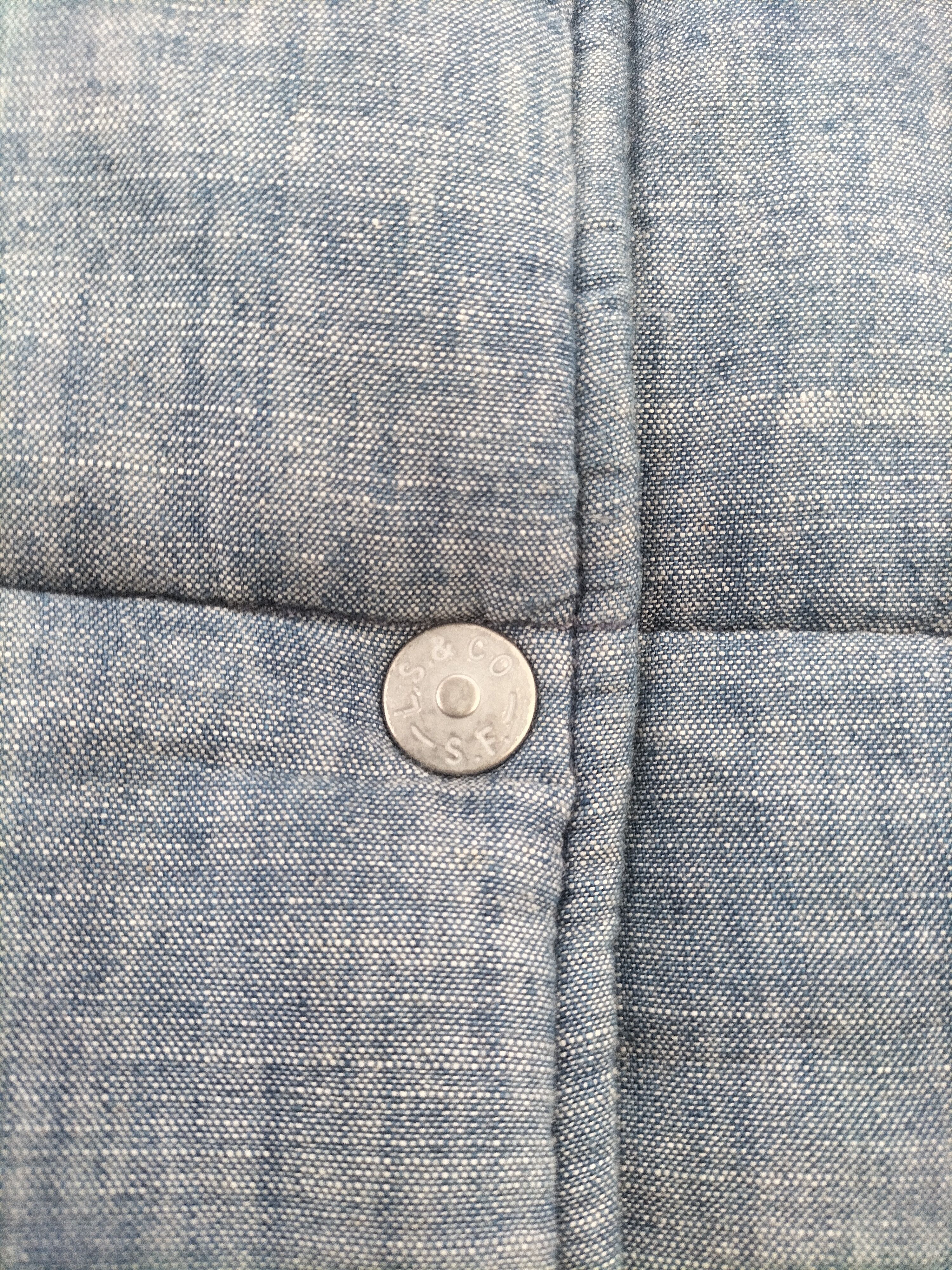 Levi's Levis Puffer Denim Vest Size US S / EU 44-46 / 1 - 4 Thumbnail