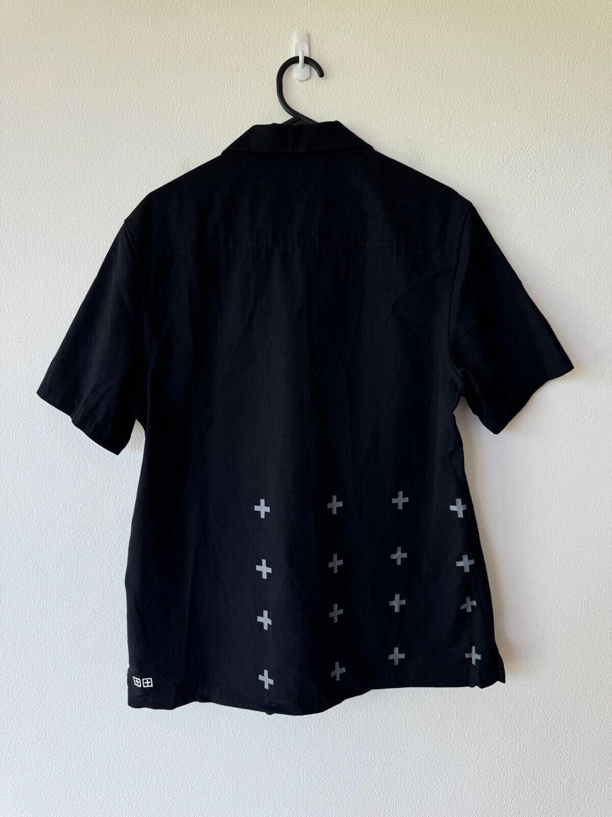 Ksubi new ksubi medium m short sleeve shirt top resort black globe Size US M / EU 48-50 / 2 - 5 Thumbnail