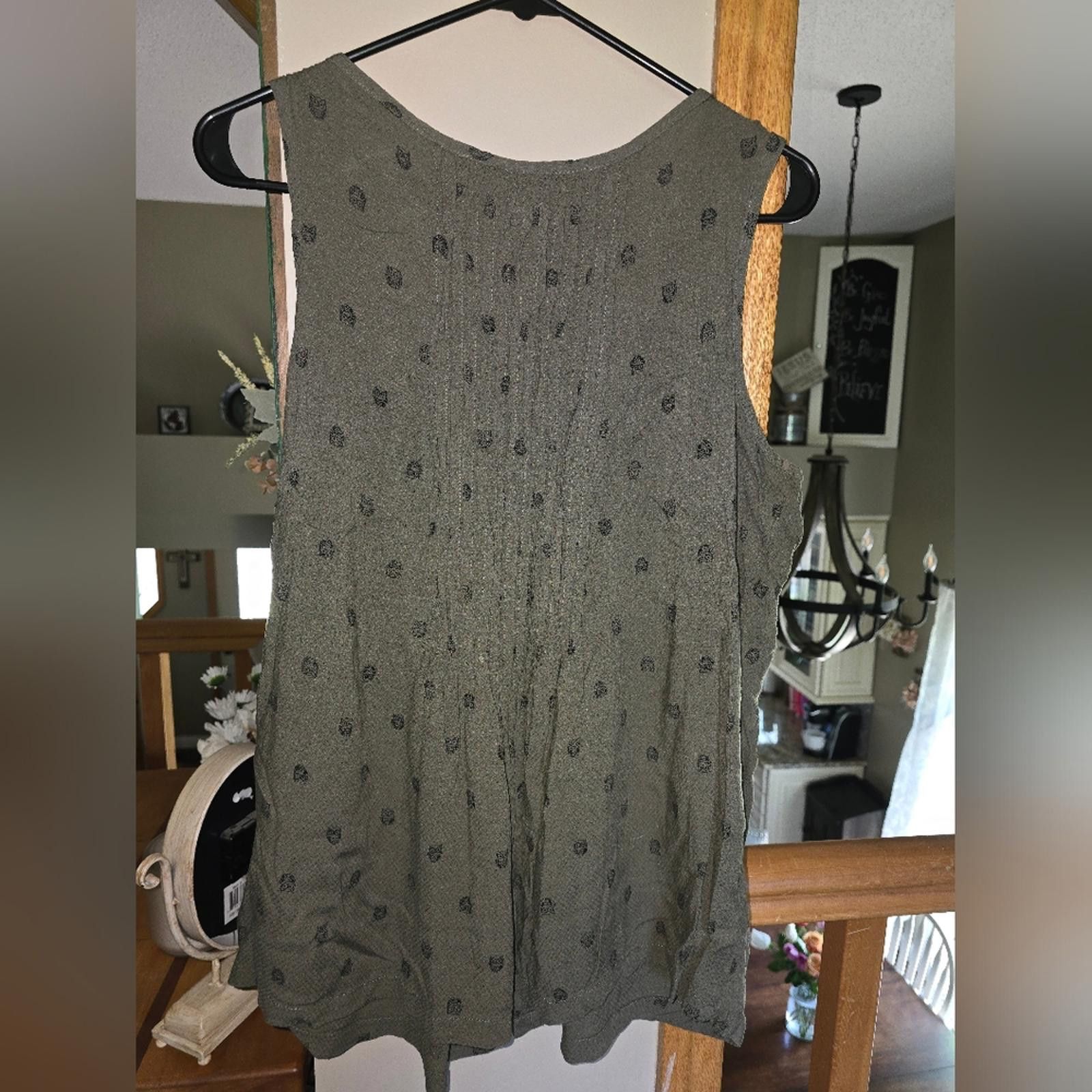 Designer Torrid Buttoned Relaxed Tank Top Army Green Size XXS / US 00 / IT 34 - 3 Thumbnail