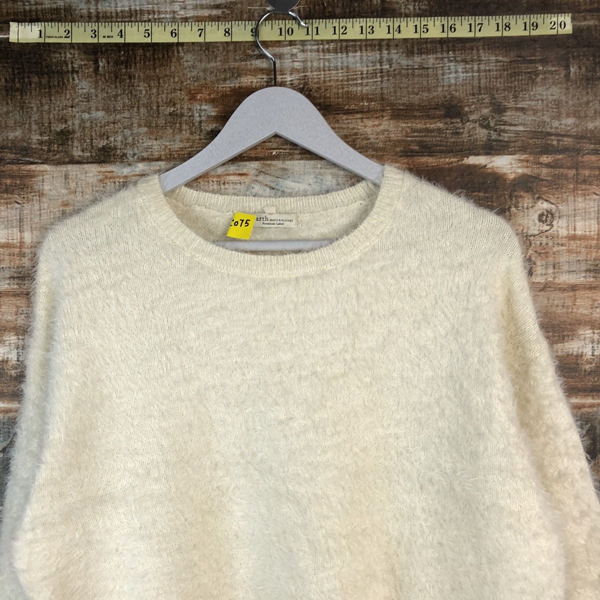 Vintage DLL Earth Music & Econology Cream Mohair Knitwear #C075 Size S / US 4 / IT 40 - 5 Thumbnail
