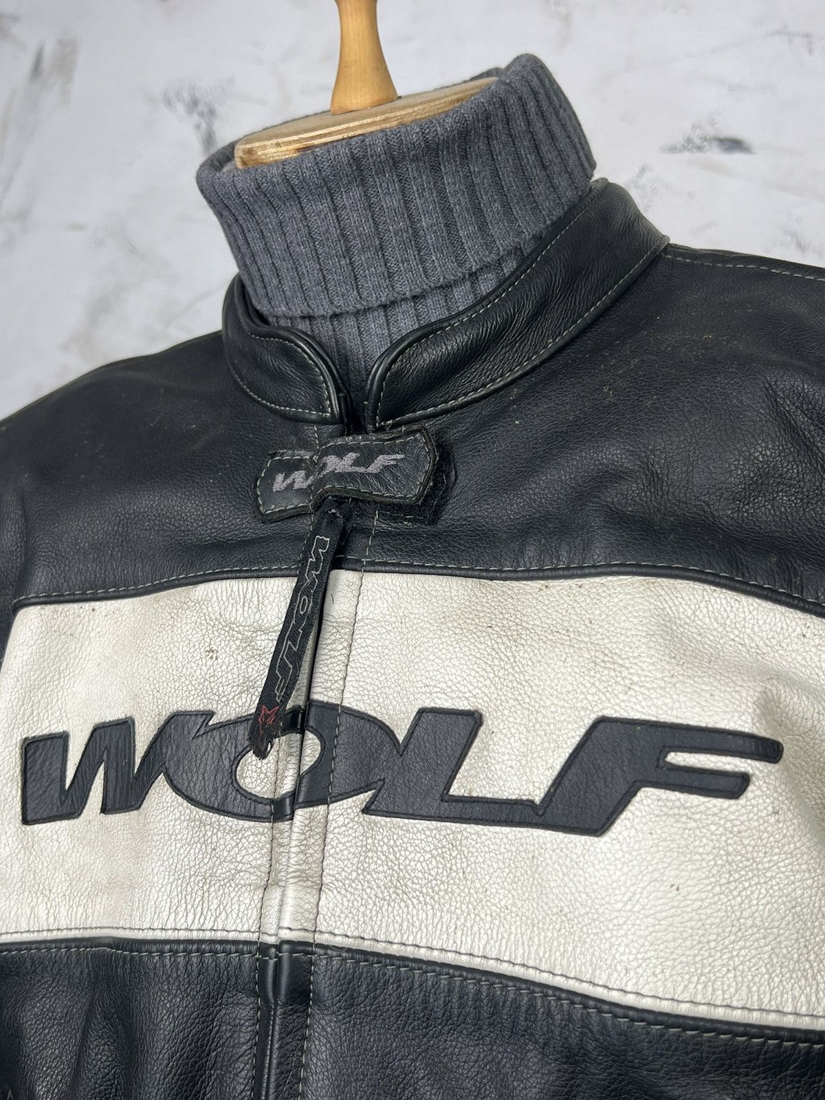 Vintage Vintage Wolf Leather Motorcycle Racing Jacket Size S - M Size US M / EU 48-50 / 2 - 4 Thumbnail