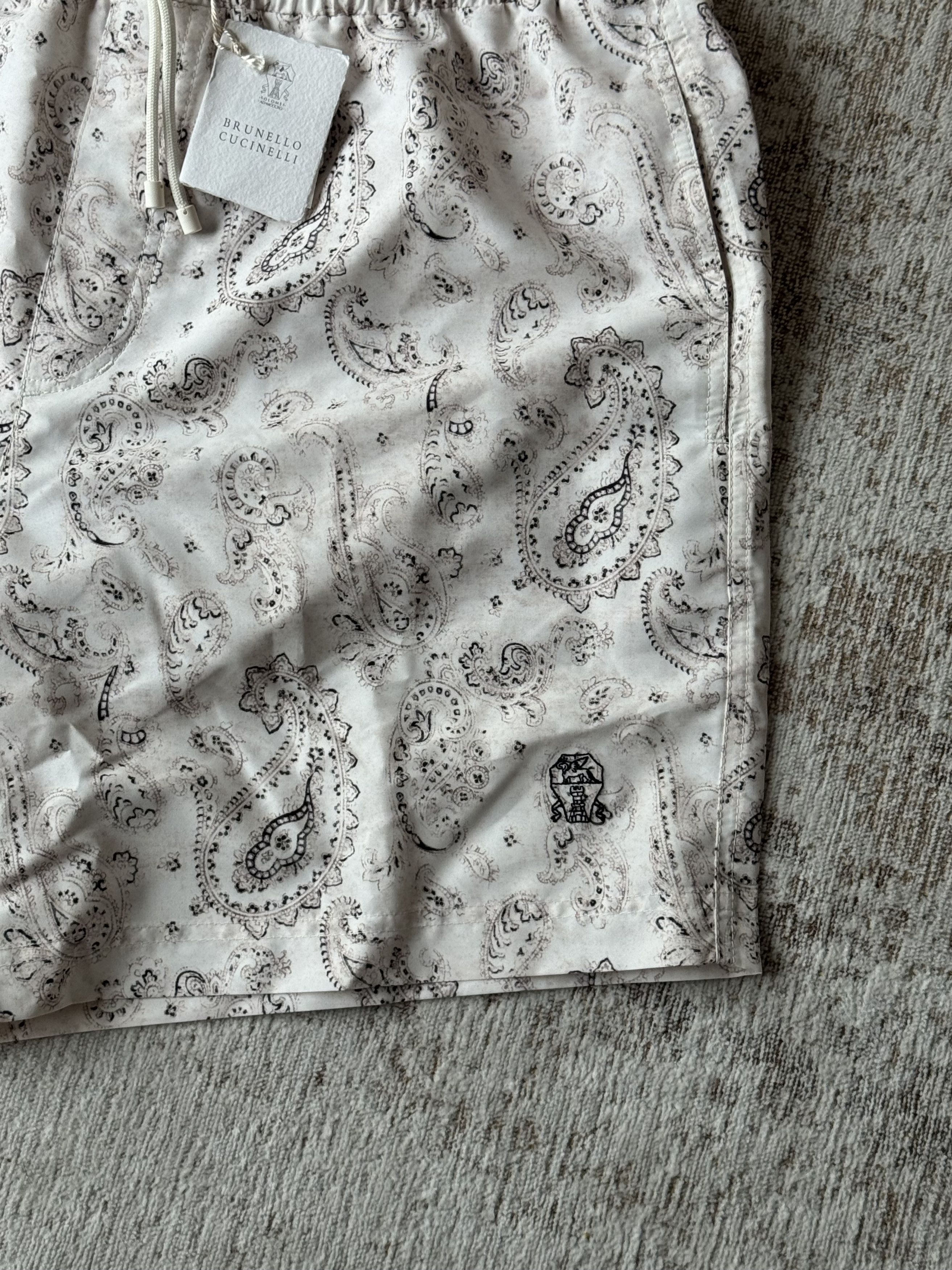 Brunello Cucinelli Brunello Cucinelli Shorts | Size L Size US 34 / EU 50 - 2 Thumbnail