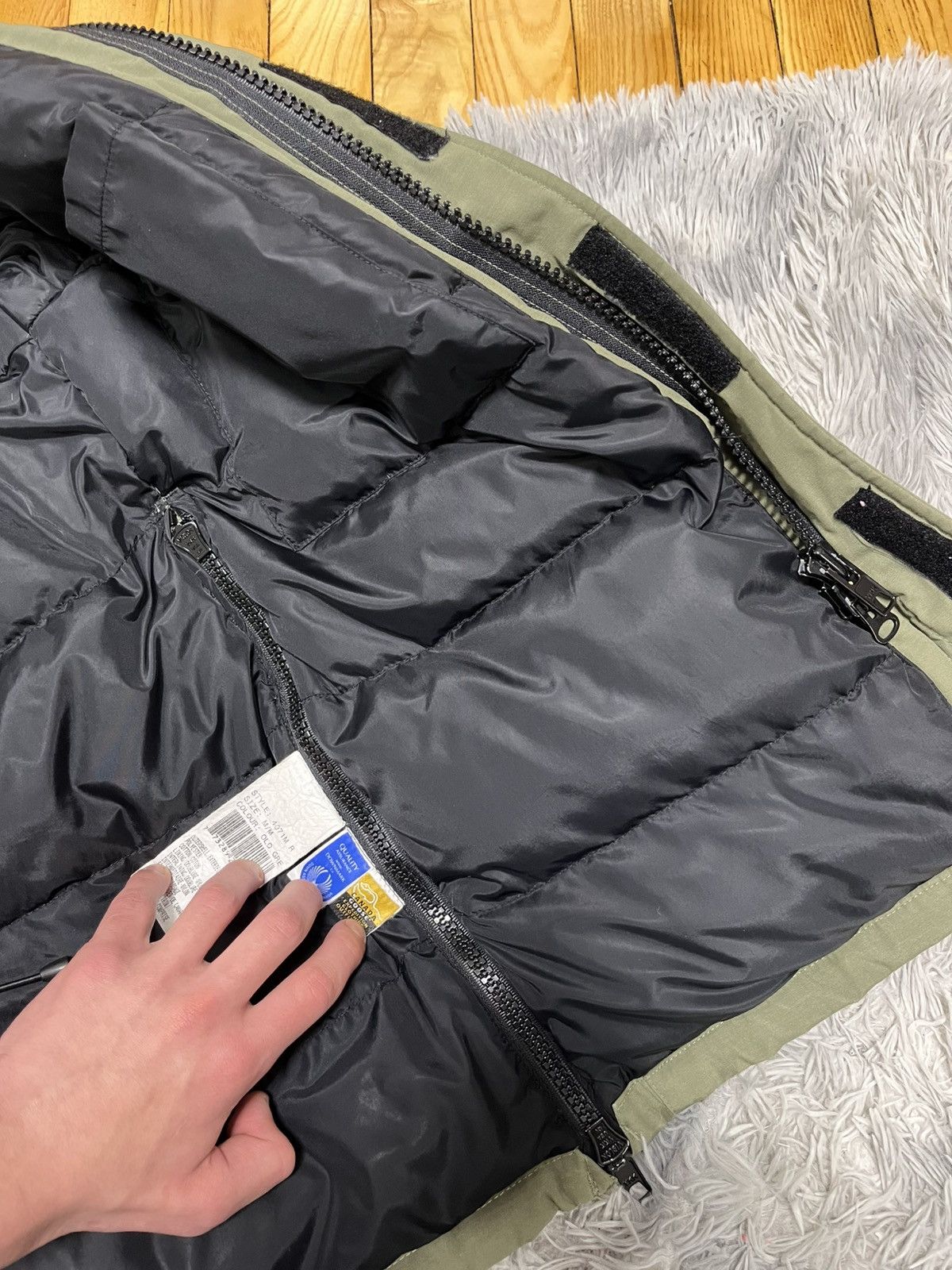 Canada Goose Canada Goose x Vintage Down Parka M size Size US M / EU 48-50 / 2 - 5 Thumbnail