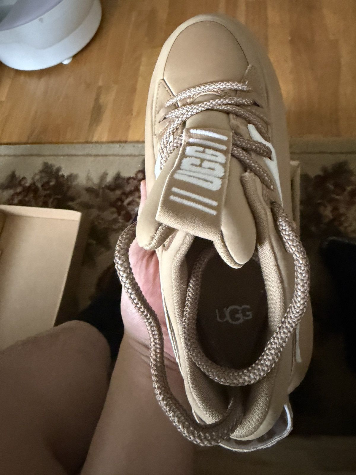 Ugg UGG Women’s LA Cloud Lace (6.5) Size US 6.5 / IT 36.5 - 3 Thumbnail