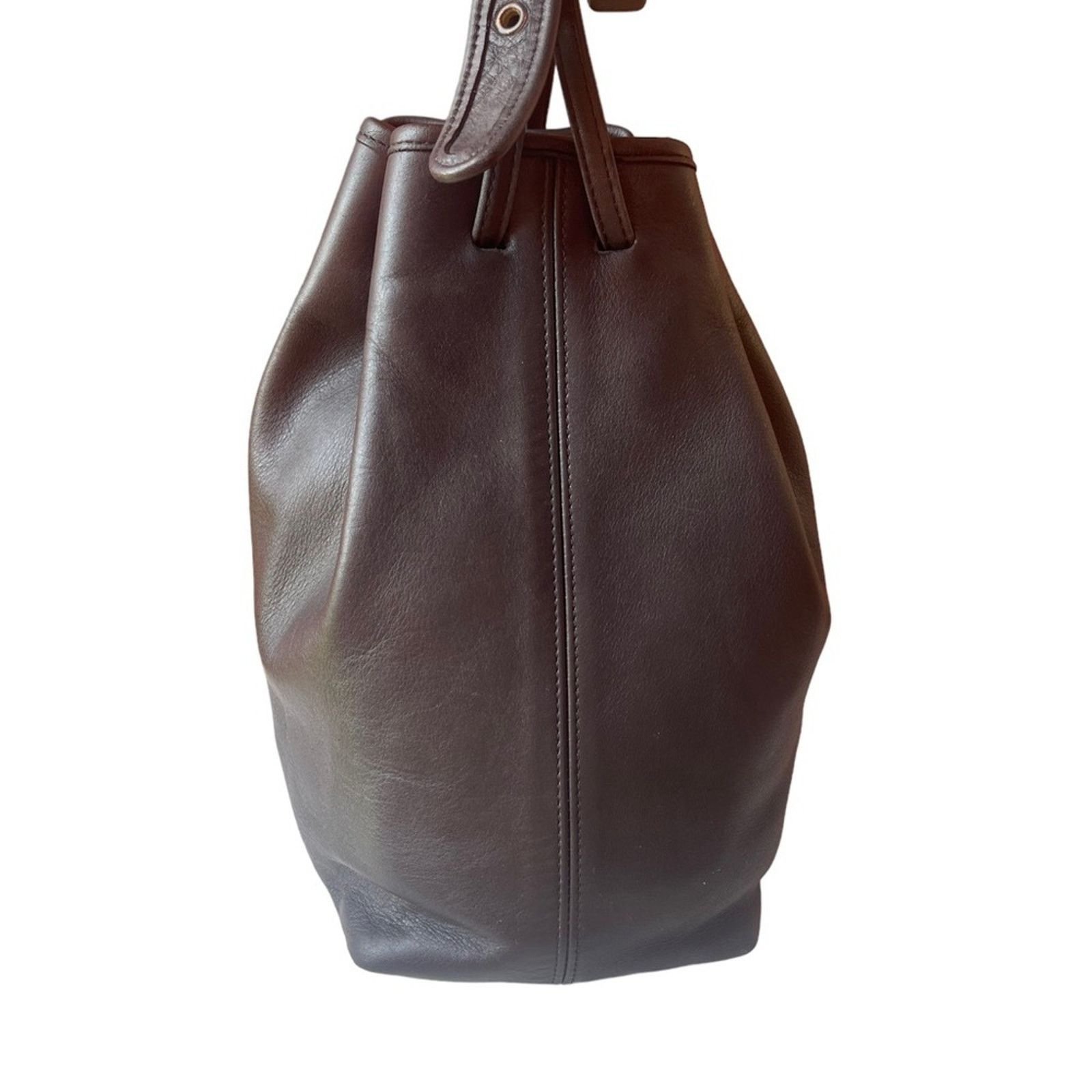 Coach Coach Vintage Leather Legacy Drawstring Bucket Bag 9165. Size ONE SIZE - 11 Thumbnail