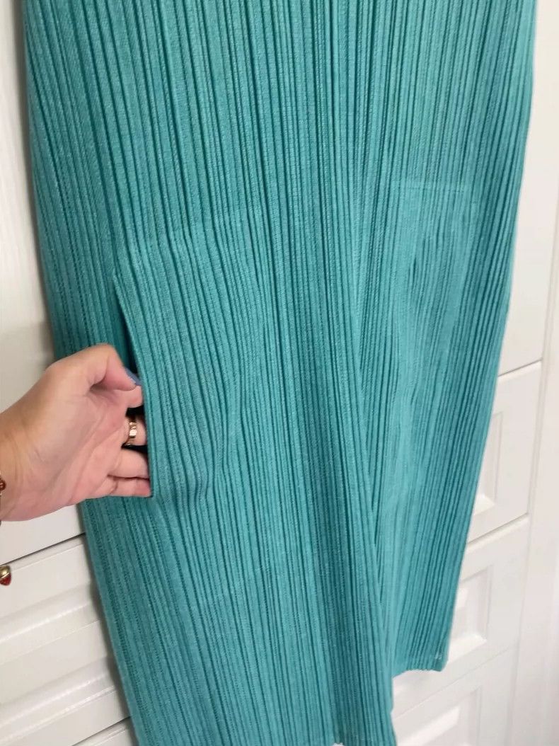 Issey Miyake Issey Miyake Green pleated dress Size M / US 6-8 / IT 42-44 - 4 Thumbnail