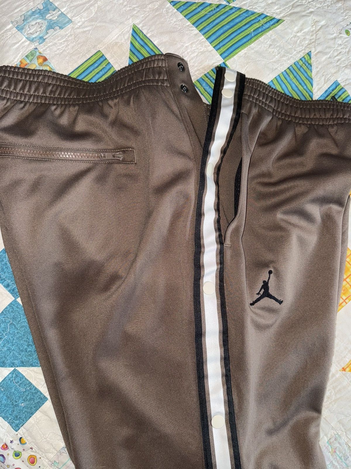Jordan Brand × Travis Scott Cactus Jack MJ Track Pant Palomino Brown Size US 38 / EU 54 - 8 Thumbnail