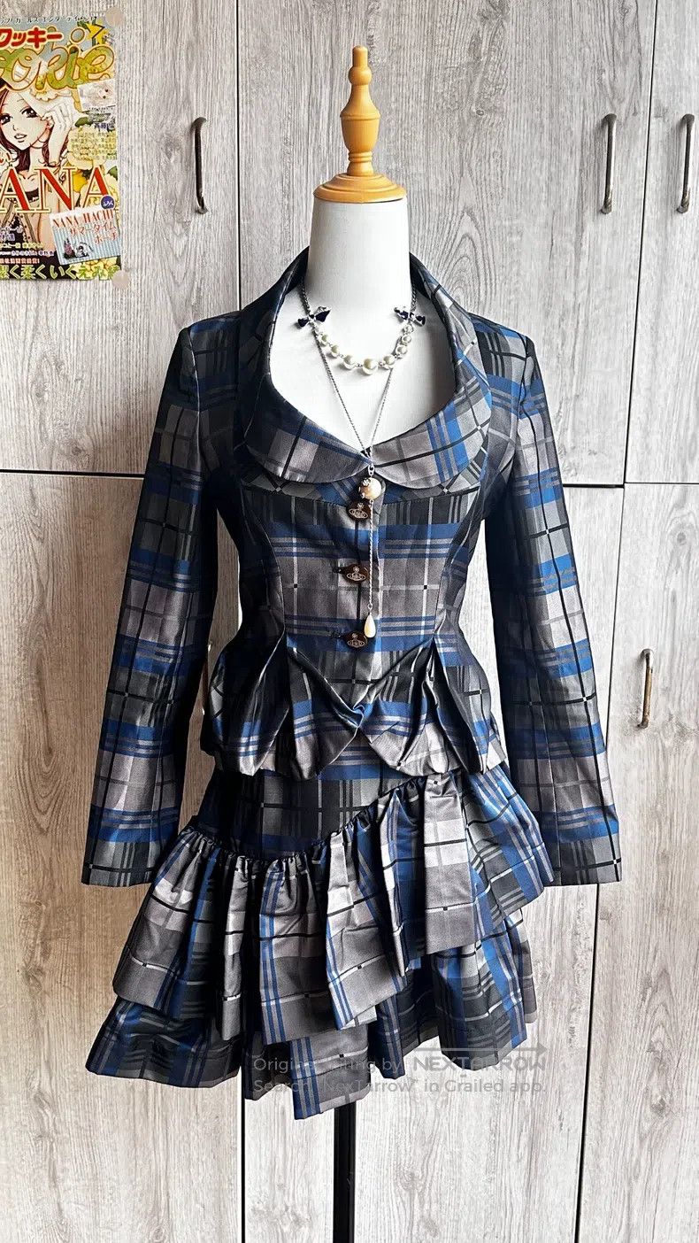 Vivienne Westwood Vivienne Westwood Electric blue petal collar suit, irregul Size M / US 6-8 / IT 42-44 - 1 Thumbnail