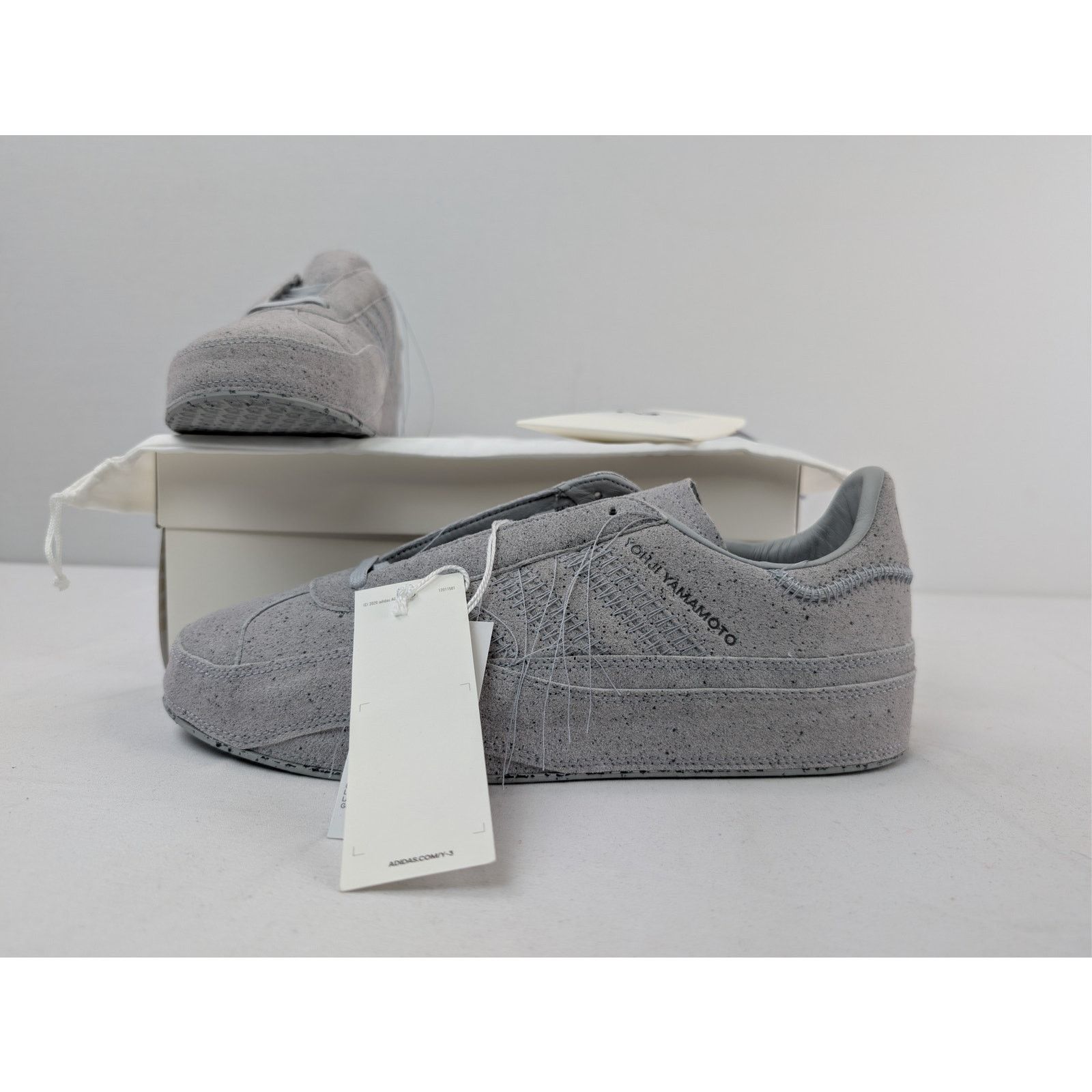 Y-3 o1rshd1 Gazelle Low-Top Sneakers in Gray Size US 8 / EU 41 - 20 Thumbnail