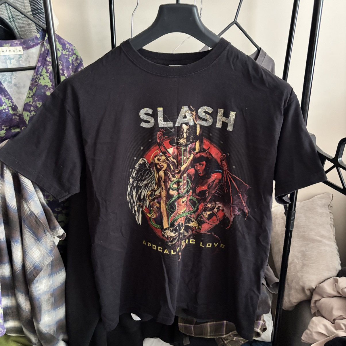 Band Tees Collectable Slash Apocalyptic Love 2012 Band T-Shirt Size US M / EU 48-50 / 2 - 1 Thumbnail