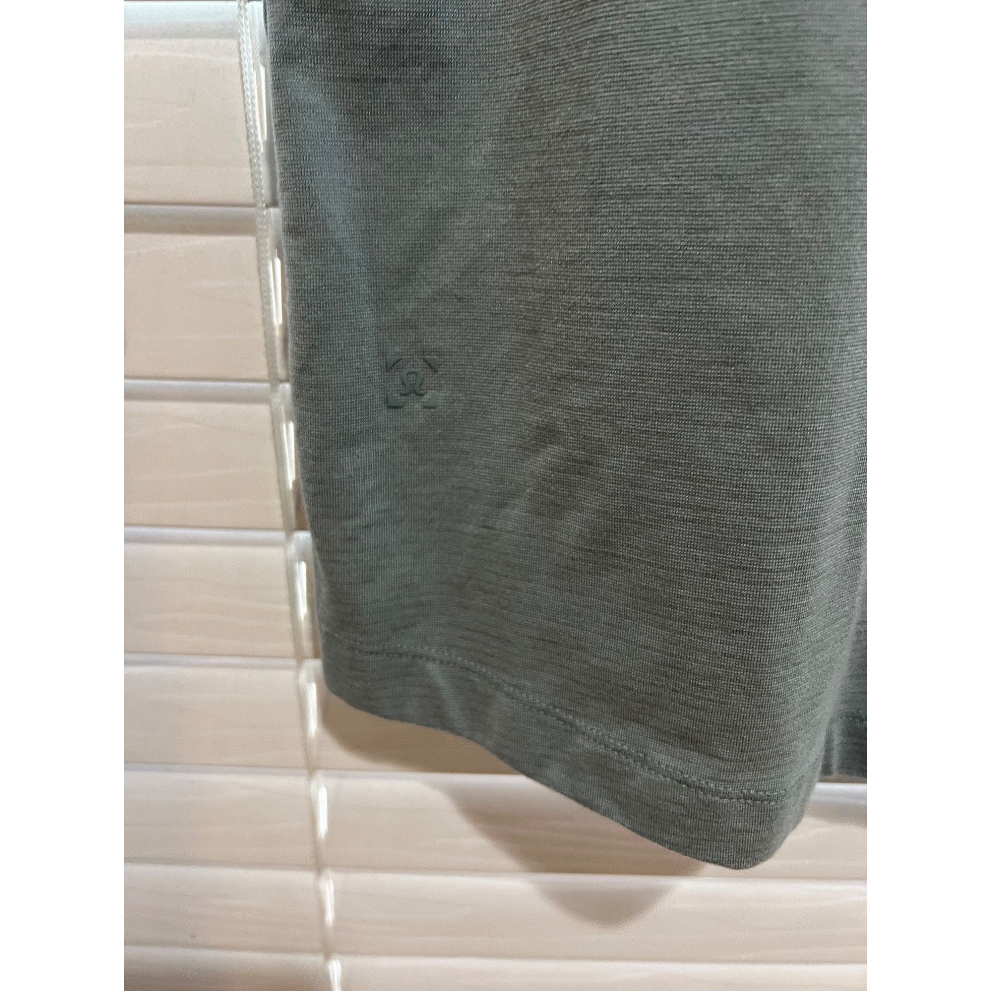 Lululemon Lululemon Mens Polo Shirt - Size M Size US M / EU 48-50 / 2 - 4 Thumbnail