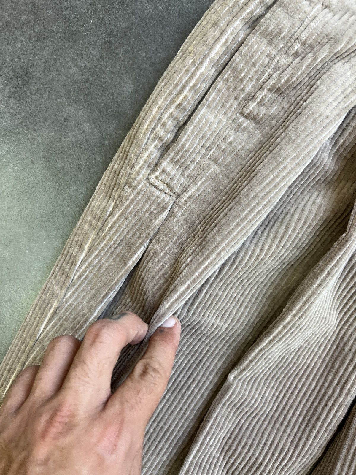 Marithe + Francois Girbaud Marithe Francois Girbaud Corduroy Pant Made in Japan Size US 32 / EU 48 - 10 Thumbnail