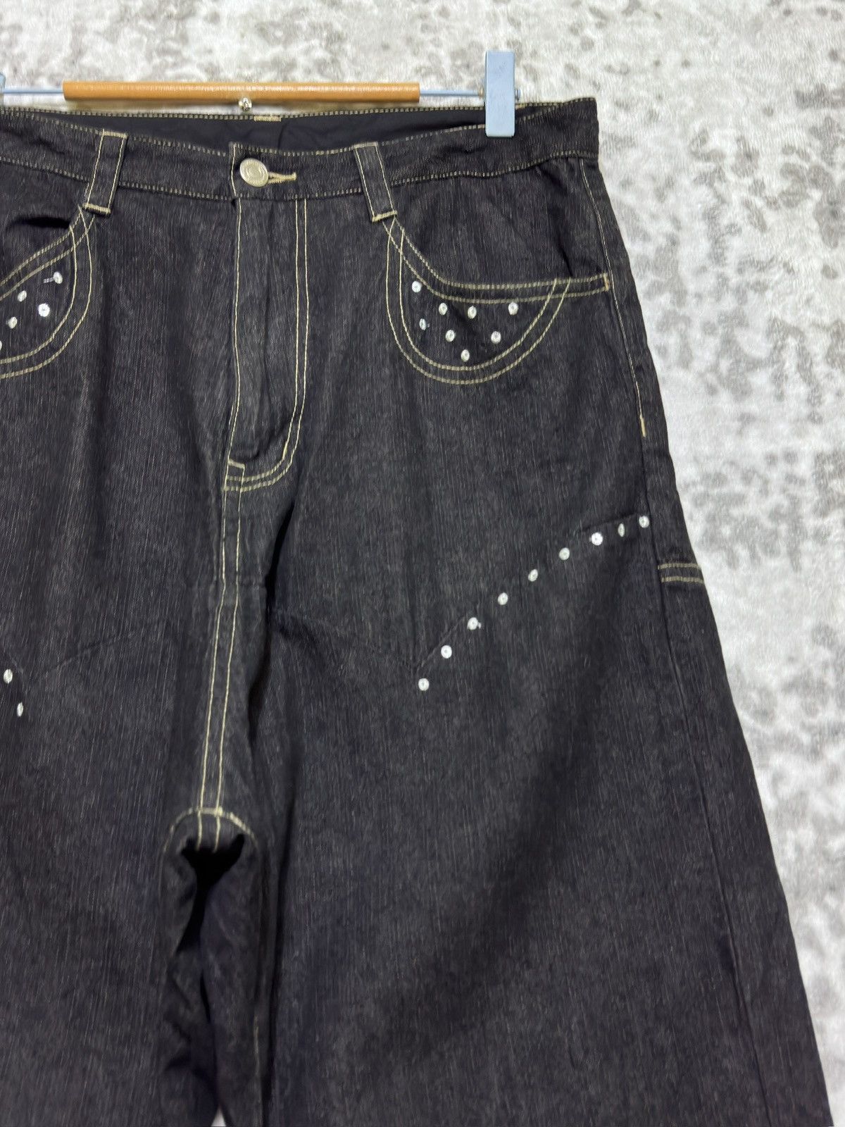 Japanese Brand Vintage Crotch Pant Kawa Okada Buckle back Embroidered Denim Size US 31 - 5 Thumbnail