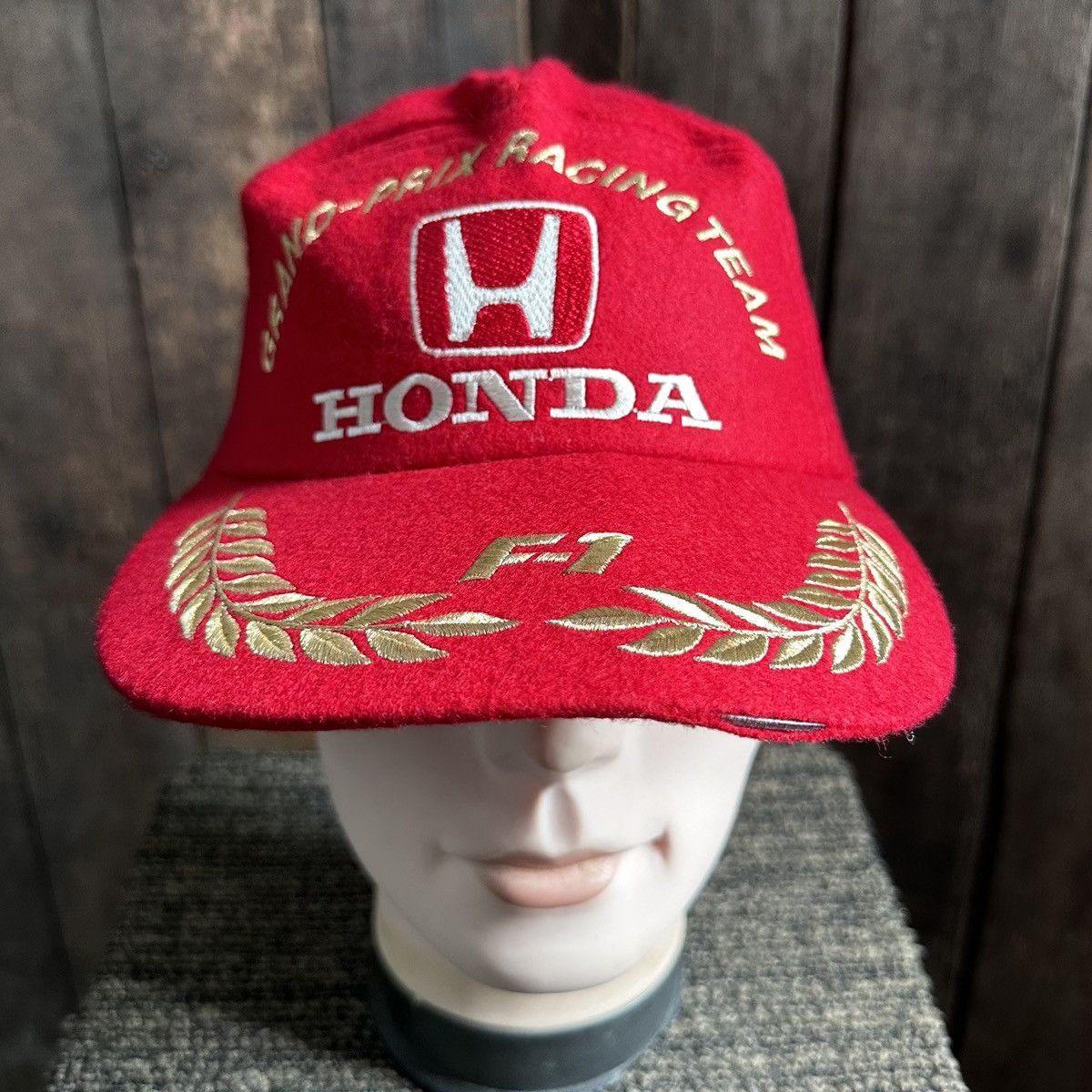 image of Vintage Honda F1 Grand Prix Racing Team Wool Hats in Red, Men's