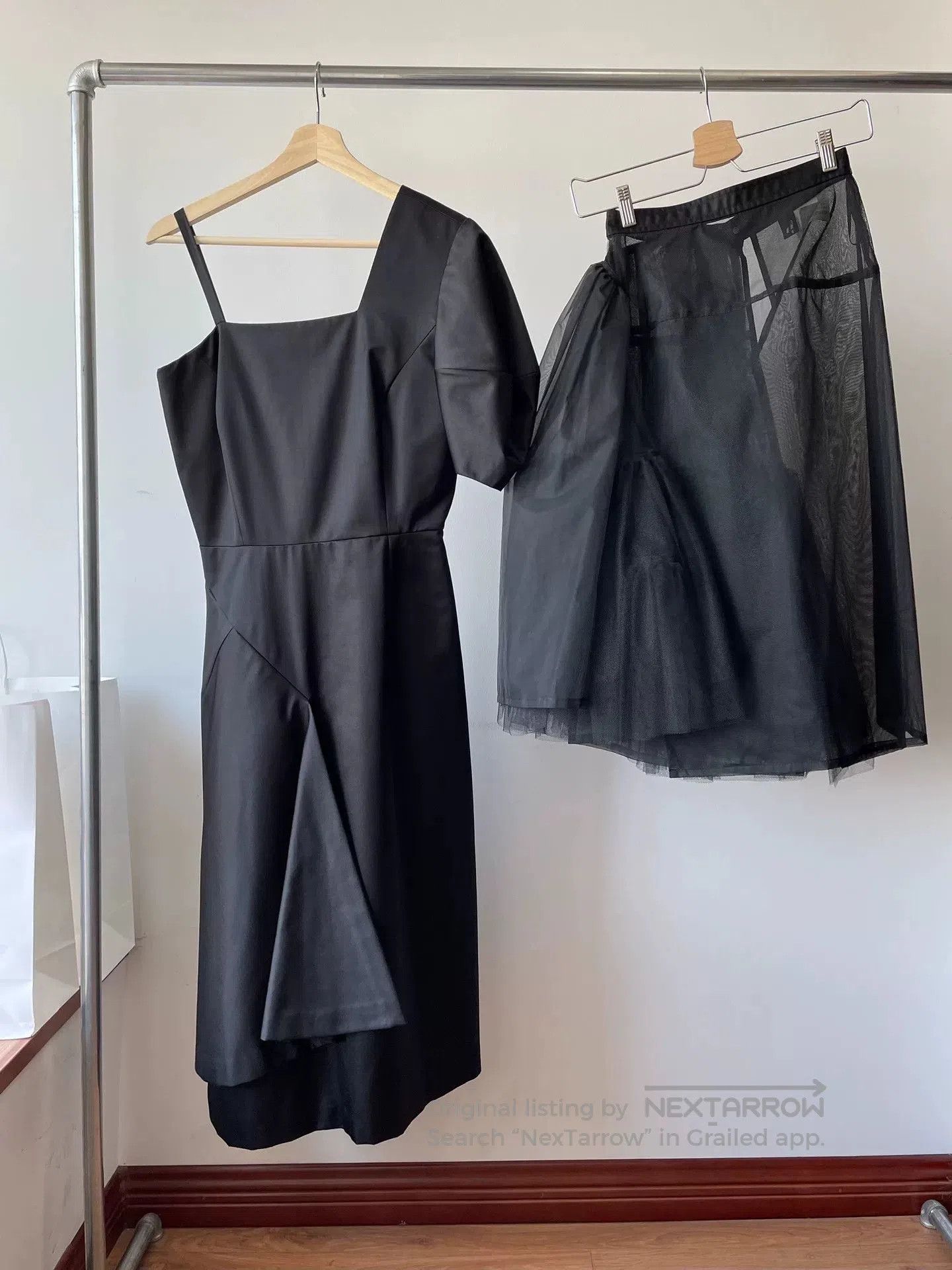 Comme des Garcons Comme des Garçons 80s Black Dress. Size M / US 6-8 / IT 42-44 - 1 Thumbnail