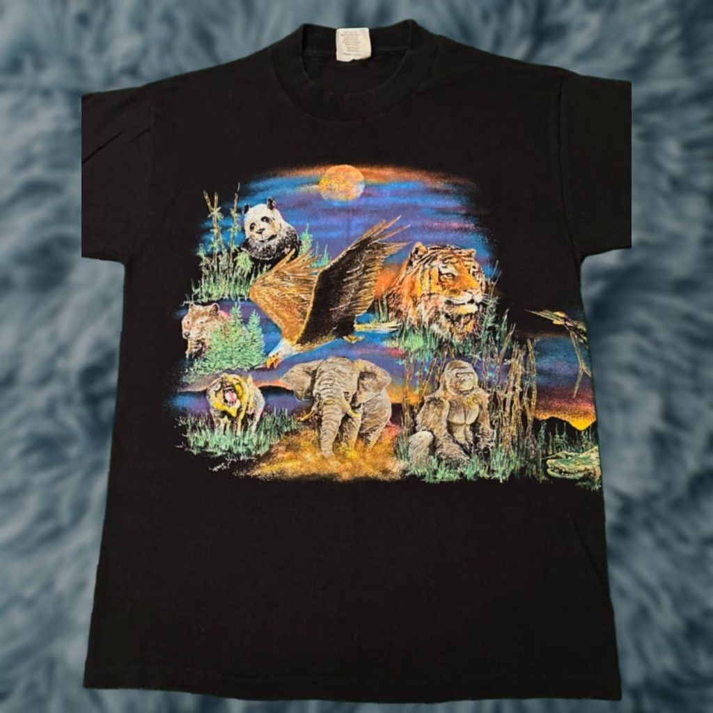 Vintage VINTAGE 90s Jungle Nature Animals Art Tee Wrap Around All Over Print VTG Shirt M Mens Black Size US M / EU 48-50 / 2 - 1 Thumbnail