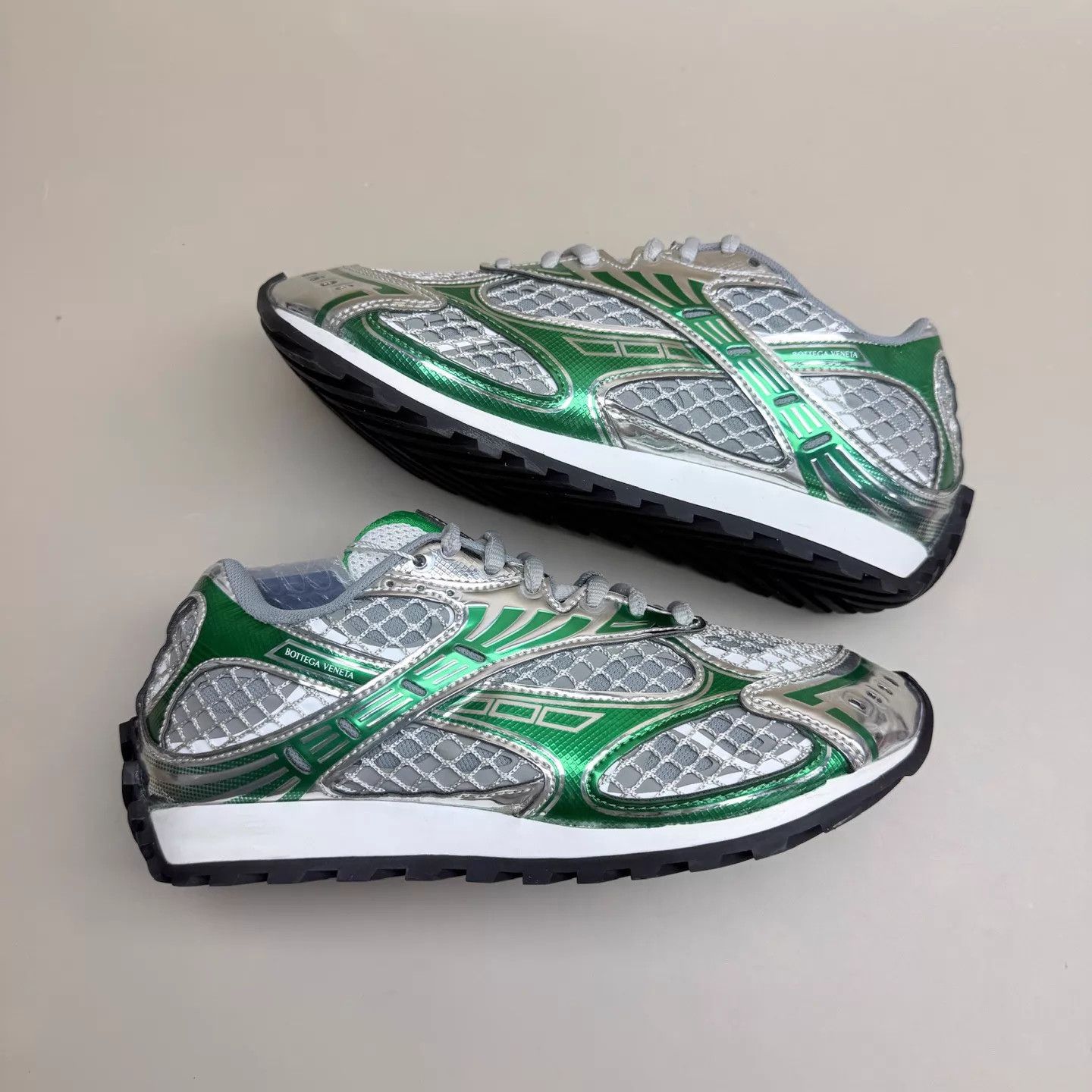 Bottega Veneta Bottega Veneta Orbit Parakeet Silver-Green Sneakers 37 Size US 6.5 / IT 36.5 - 4 Thumbnail