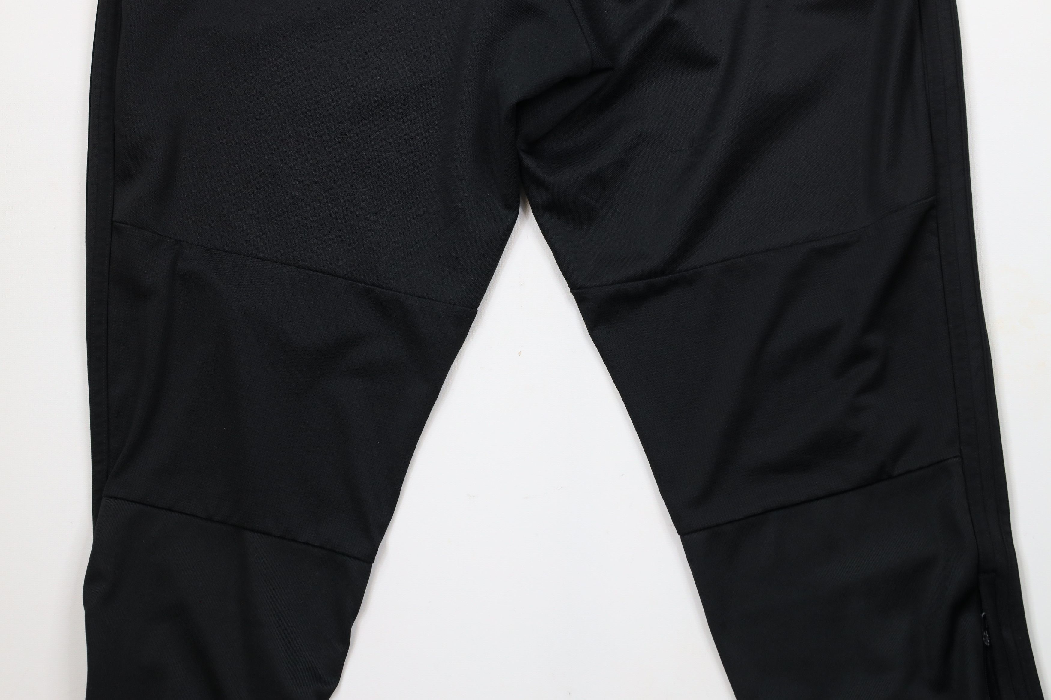Adidas × Vintage Vintage Y2K Adidas Striped Tapered Leg Soccer Warm Up Pants Size US 38 / EU 54 - 12 Thumbnail