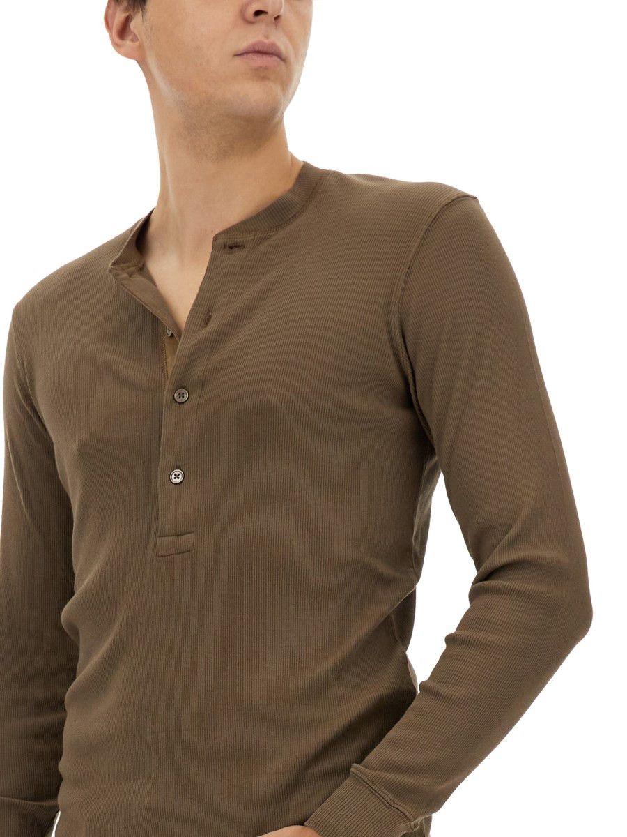 Tom Ford o1s22i1n0125 Henley T-Shirt in Moss Green Size US M / EU 48-50 / 2 - 4 Thumbnail