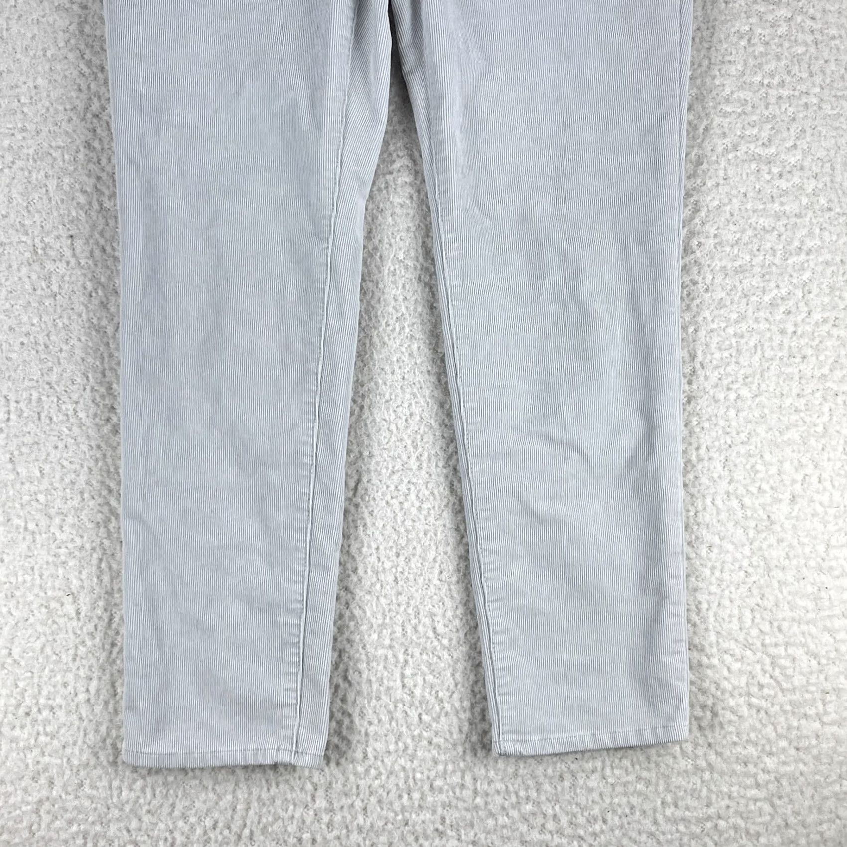 Vintage Chico's Gray Corduroy So Slimming Girlfriend Ankle Pants Womens XS Gray Corduroy Pants Slim Girlfriend Fit Ankle N/A Size 26" / US 2 / IT 38 - 3 Thumbnail